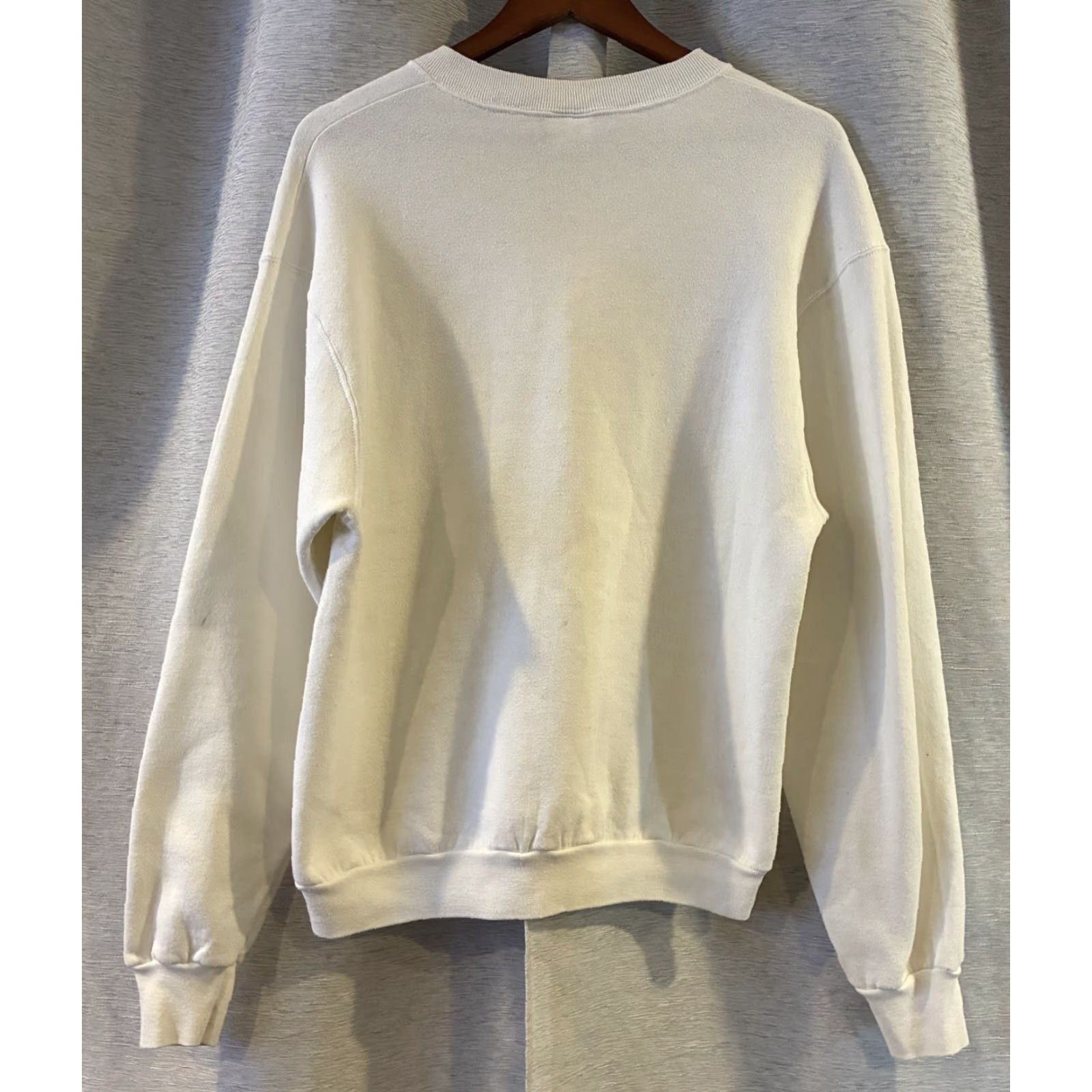 Fruit Of The Loom VINTAGE Kiss Me Heart 90s Crewneck Sweater Fruit of the Loom Women Large White Pullover Cotton Polyester Hearts Size L / US 10 / IT 46 - 5 Thumbnail