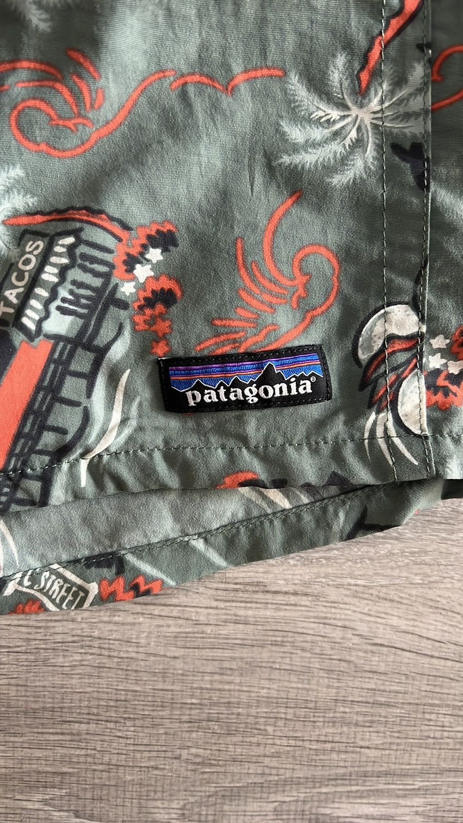 Patagonia Patagonia Baggies Size US 35 - 2 Thumbnail