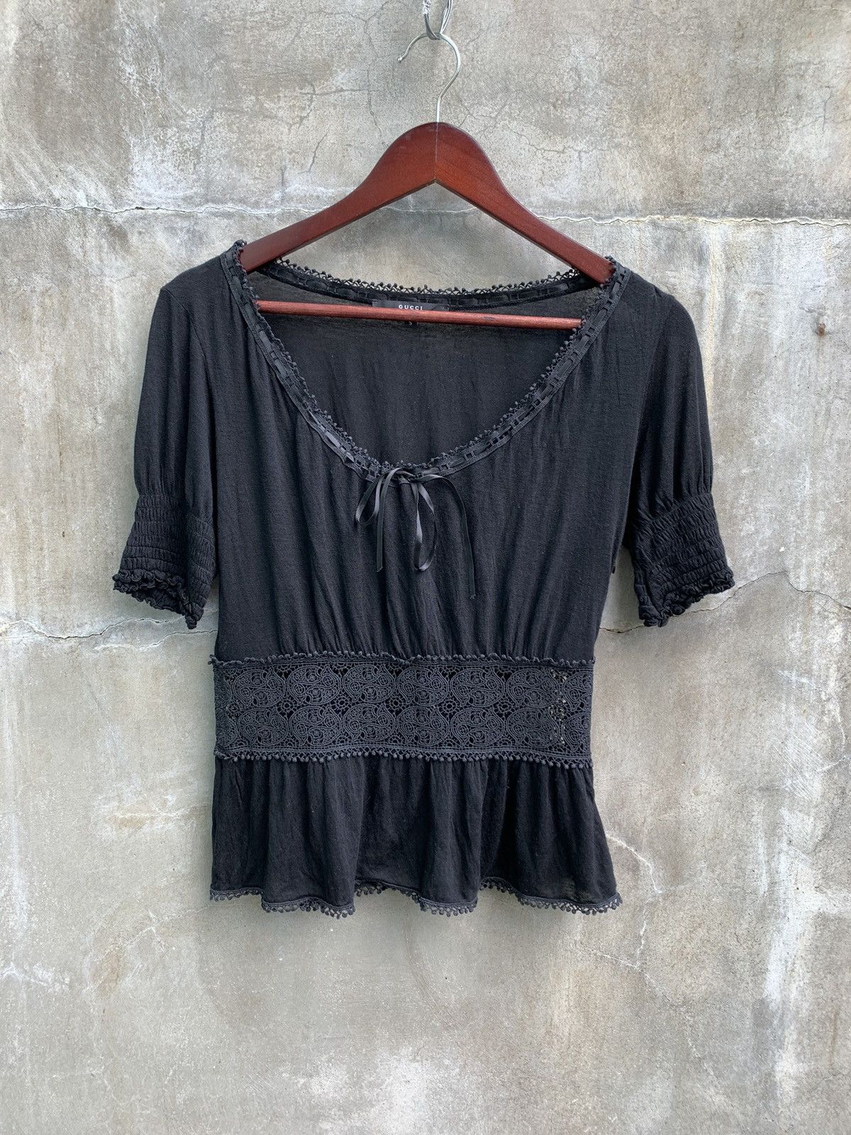 Gucci Crochet Laced Blouse Size S / US 4 / IT 40 - 1 Thumbnail