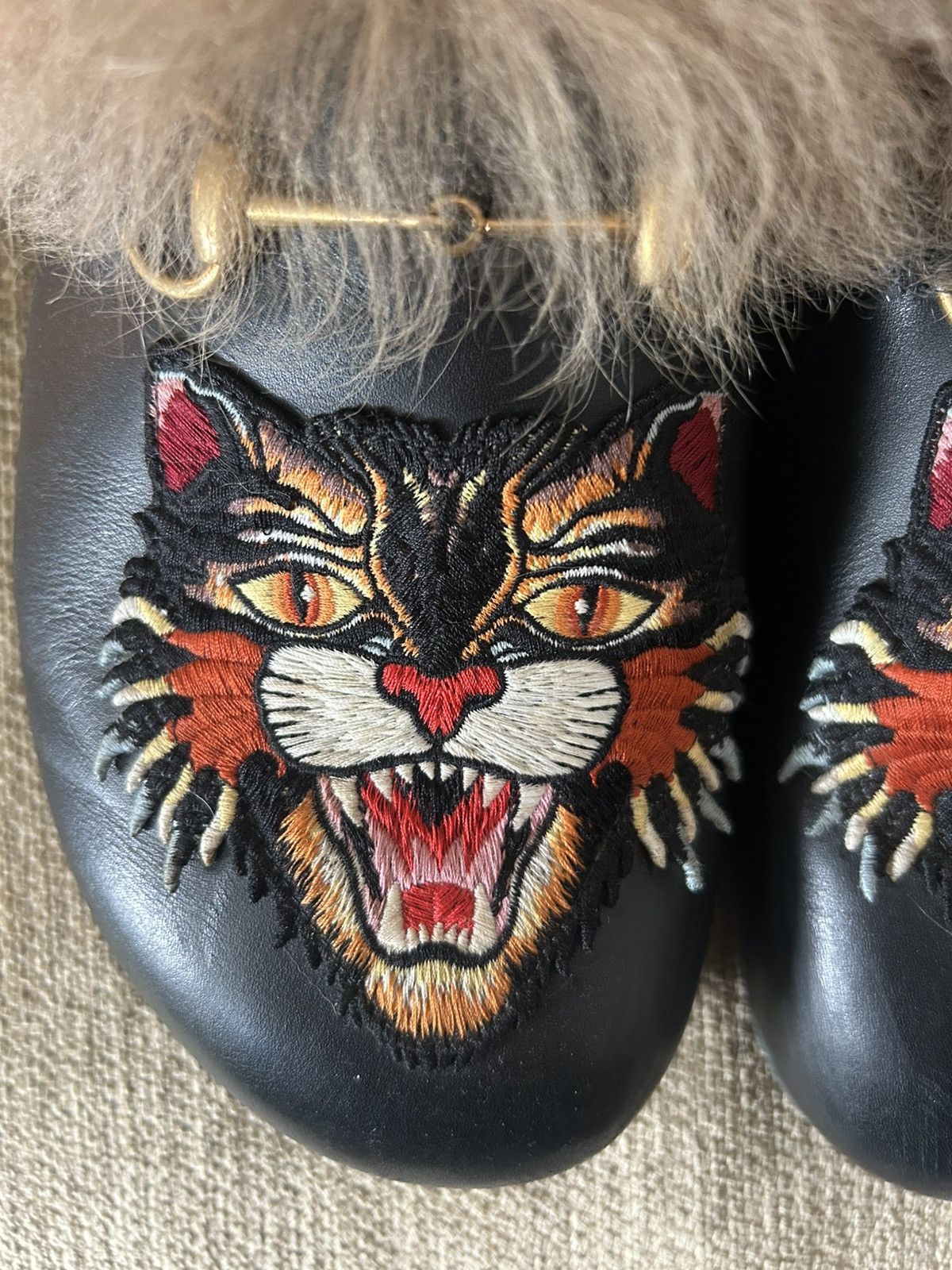 Gucci Gucci mules with the fur Size US 10.5 / EU 43-44 - 4 Thumbnail