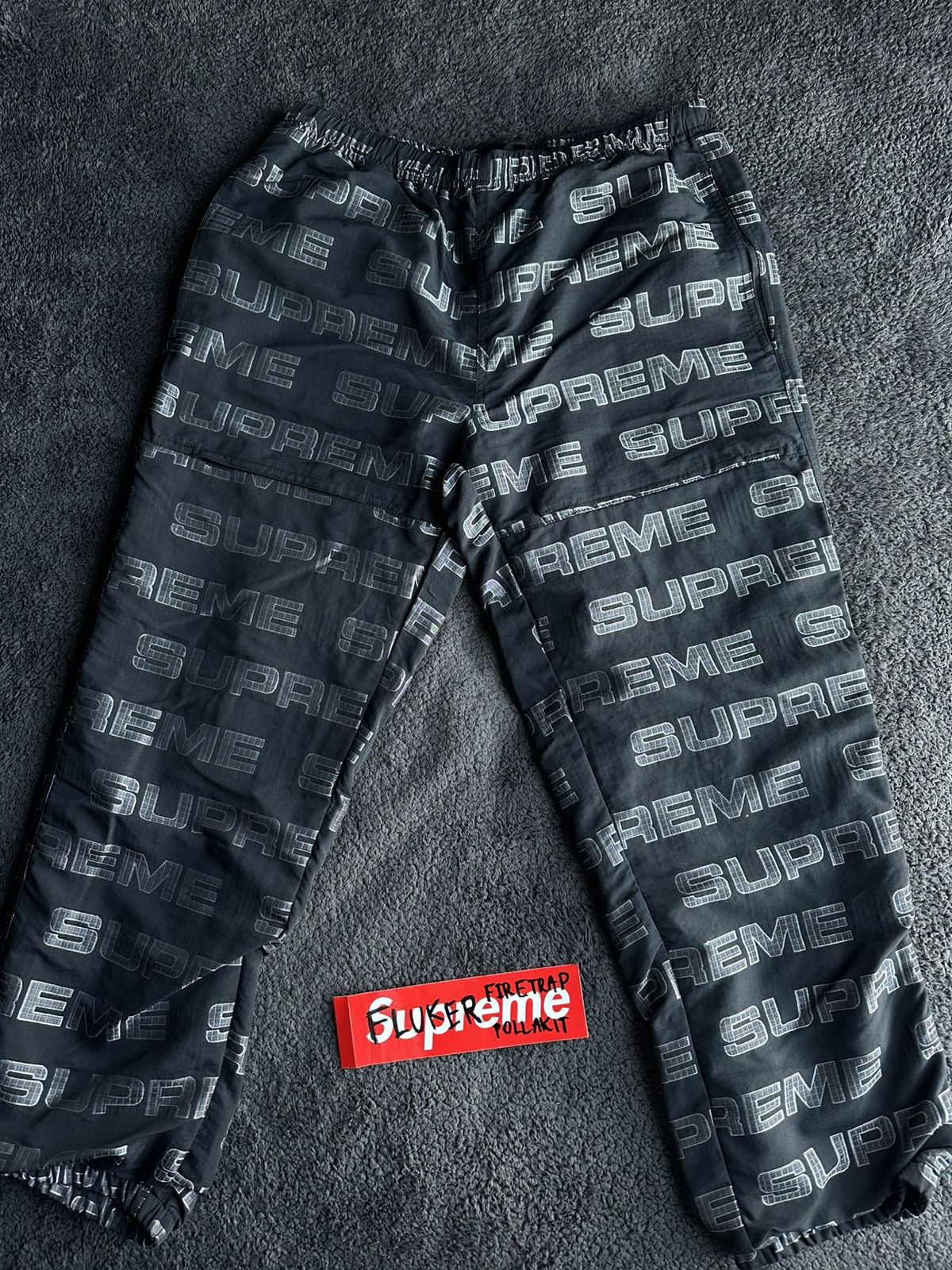 Supreme Logo Ripstop Track Pant (FW21) Used 9/10 size M