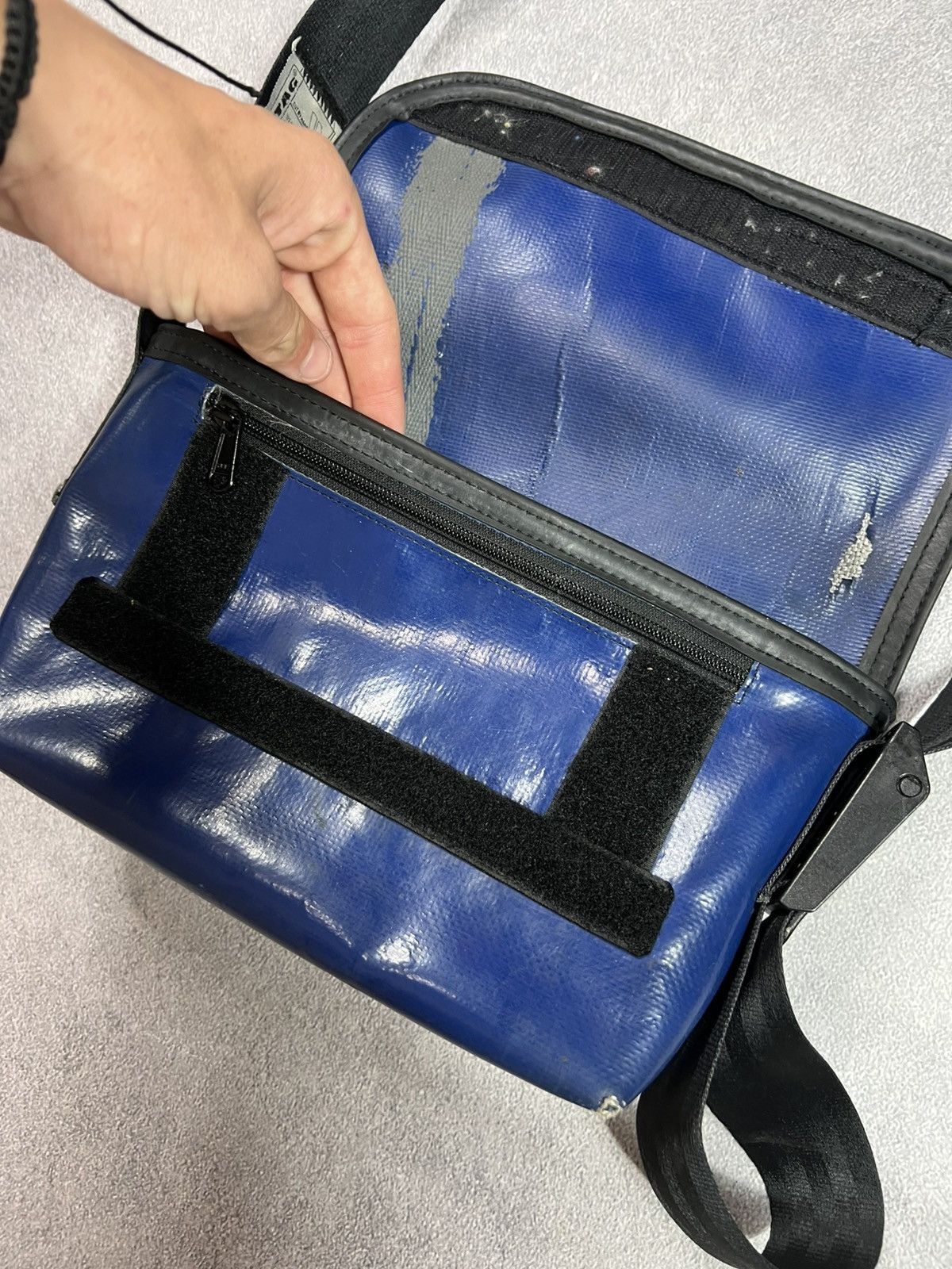 Freitag 💙🤍Freitag Recycled Blue Crossbody Bag Minimal Urban Style Size ONE SIZE - 8 Thumbnail