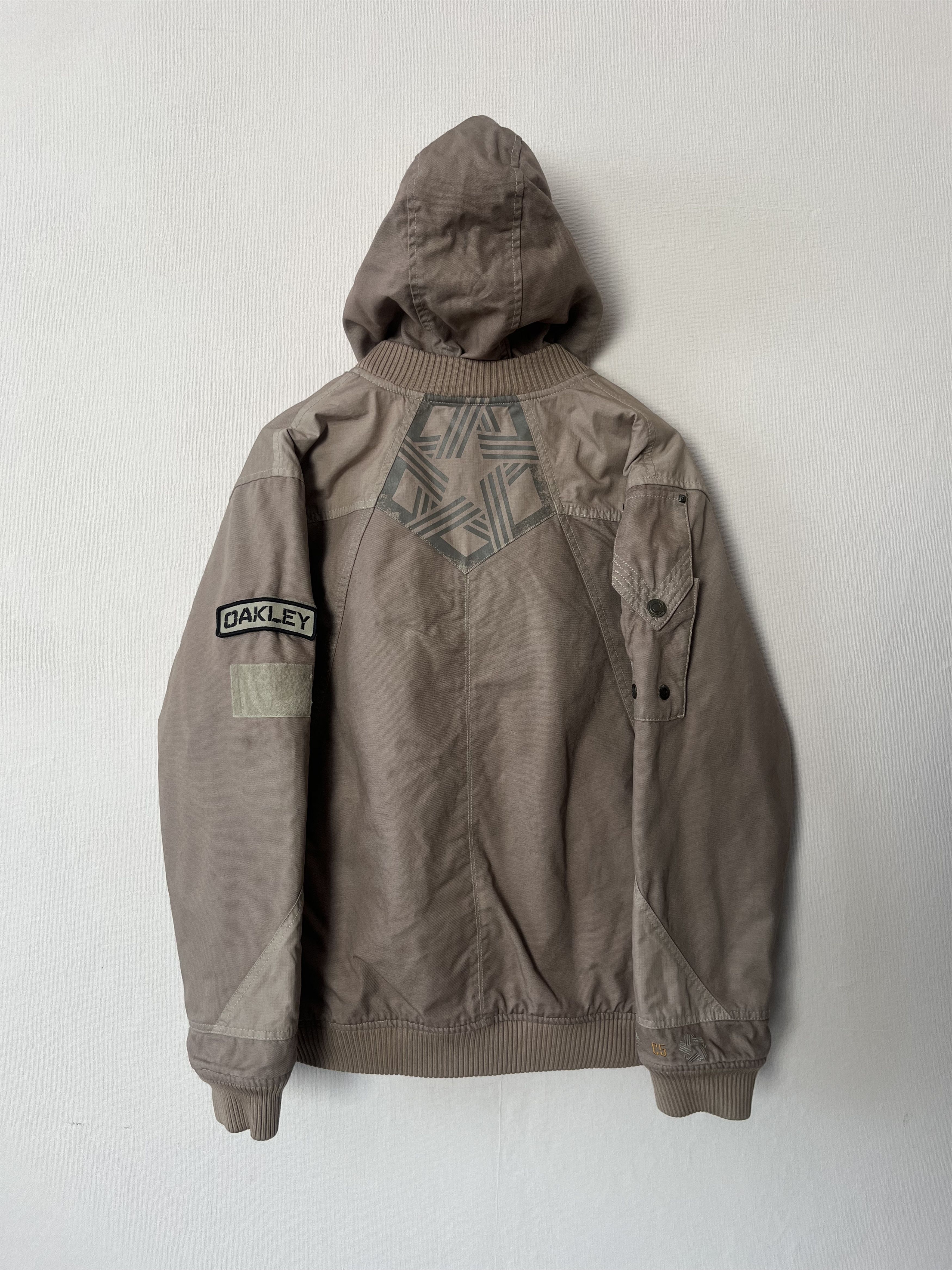 Oakley Vintage Oakley Y2K Hooded Bomber Jacket Military Pocket Size US M / EU 48-50 / 2 - 13 Thumbnail