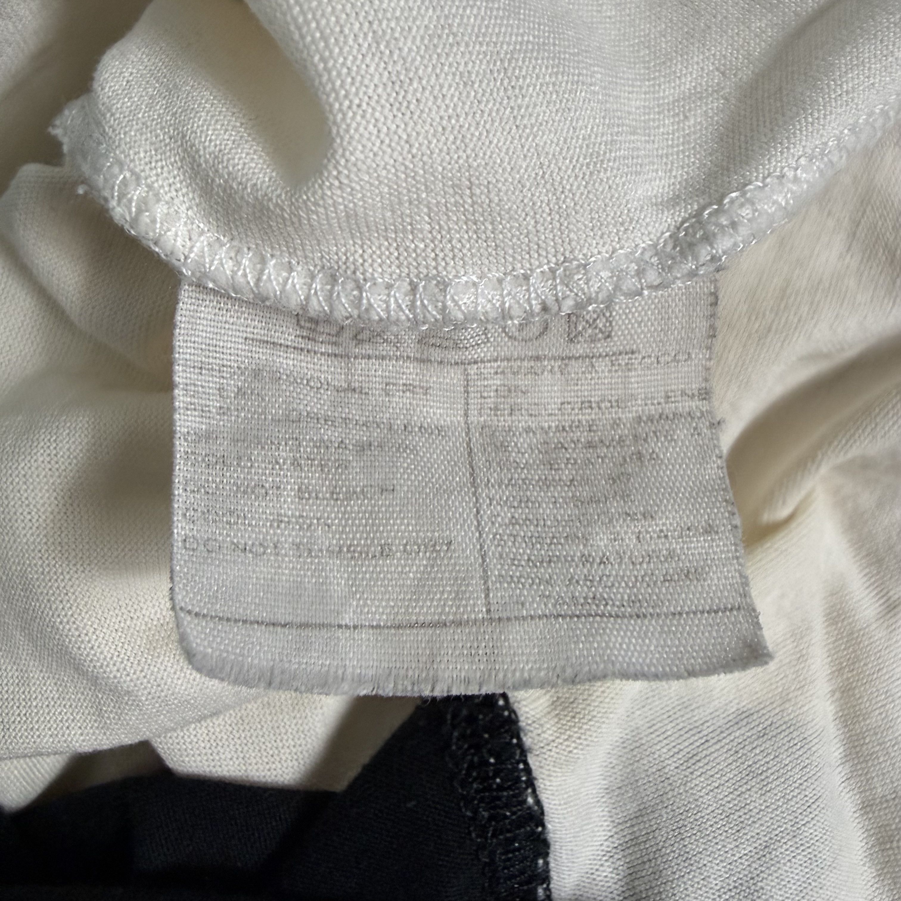 Salvatore Ferragamo 🔥RARE🔥Vintage Salvatore Ferragamo Vertical Split T-shirt Size US M / EU 48-50 / 2 - 5 Thumbnail