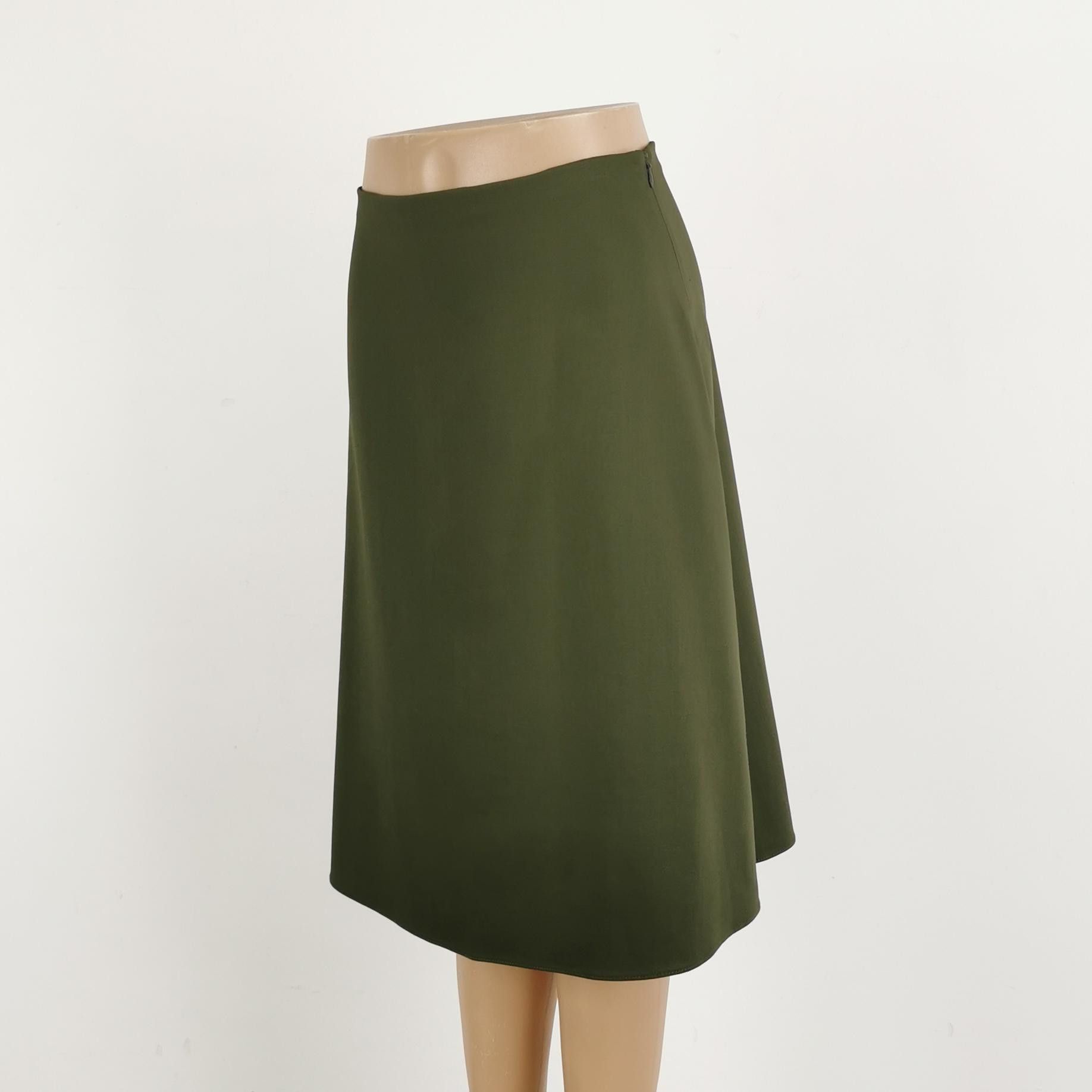 Jil Sander JIL SANDER JIL SANDER Wool blend solid color skirt size 34 Size M / US 6-8 / IT 42-44 - 1 Thumbnail