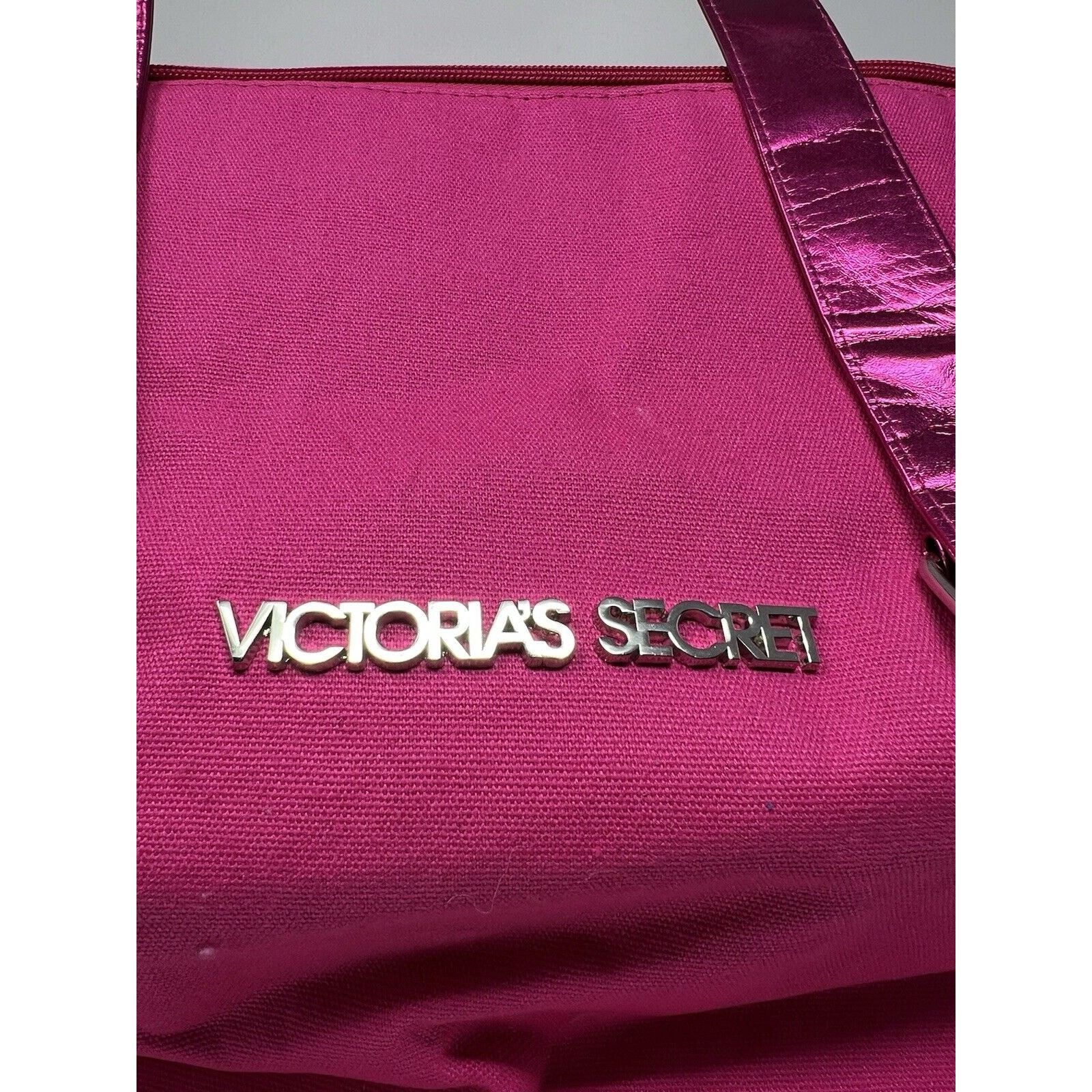 Victoria's Secret Victoria's Secret Travel Tote Bag Hot Pink Foil NWT $99 MSRP Size ONE SIZE - 2 Thumbnail