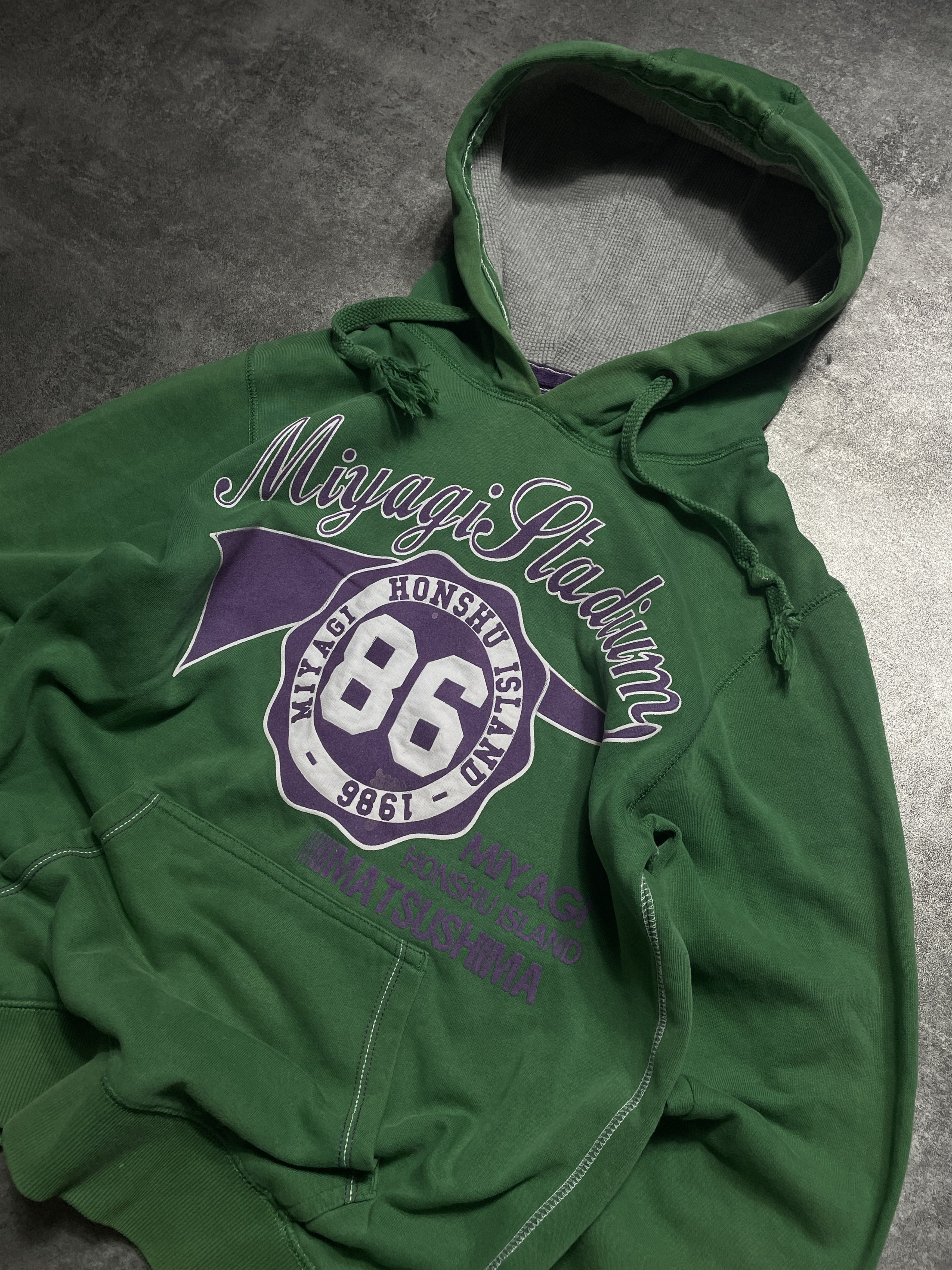 Burton Vintage Y2K Hoodie Spellout Cozy Streetwear Hype Burton Size US S / EU 44-46 / 1 - 2 Thumbnail