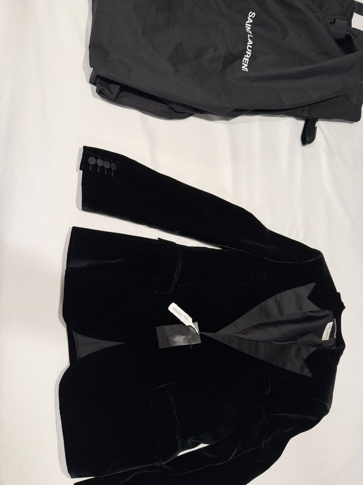 Saint Laurent Paris Saint laurent mens velvet blazer 50/40. $3860 Size US M / EU 48-50 / 2 - 1 Thumbnail