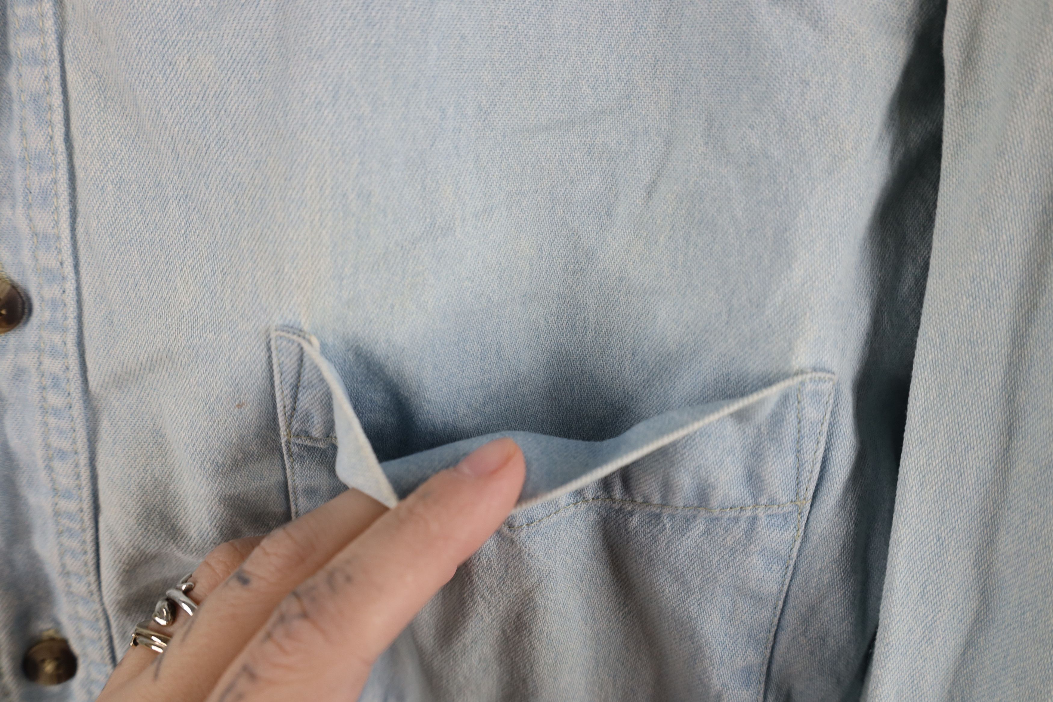 Vintage Vintage Y2K 2003 Break Room Lounge Denim Jean Button Shirt Size US L / EU 52-54 / 3 - 6 Thumbnail