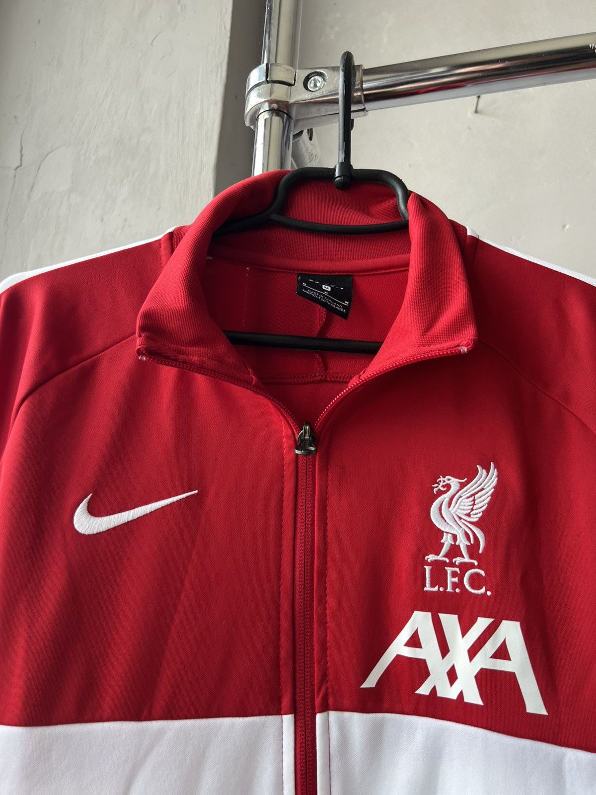 Nike 2020 LIVERPOOL TRACK JACKET ANTHEM RED/WHITE NIKE SIZE M Size US M / EU 48-50 / 2 - 4 Thumbnail