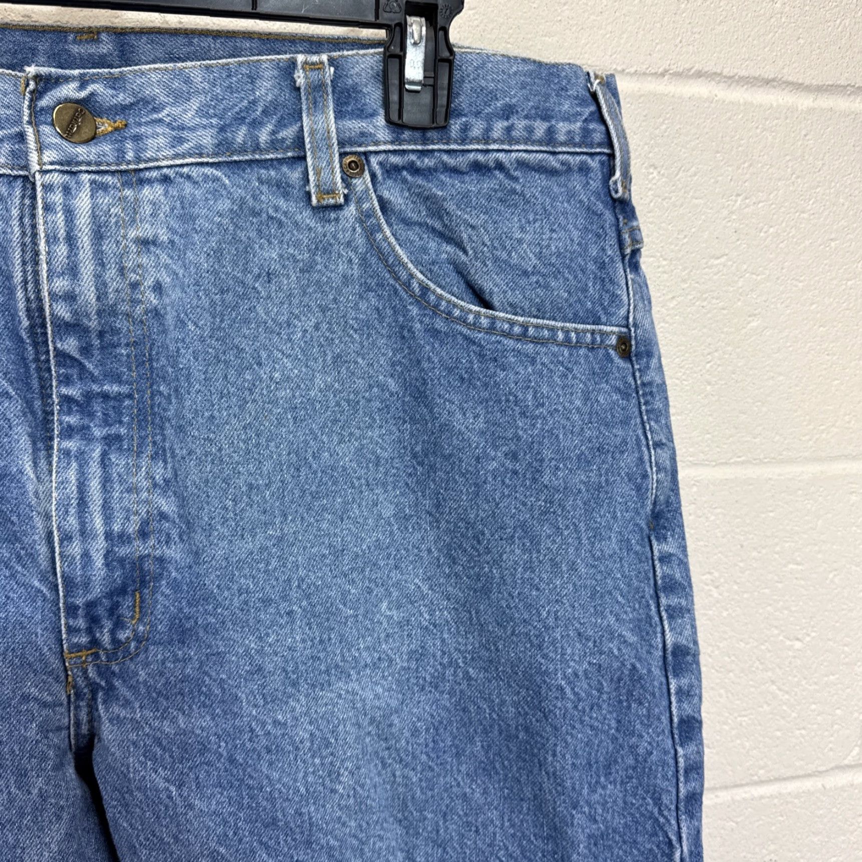 Carhartt Carhartt Mens Jeans Denim Relaxed Fit Medium Wash 40x30 Carhartt Logo 5-Pocket Style Straight Vintage No Mens Size US 40 / EU 56 - 3 Thumbnail