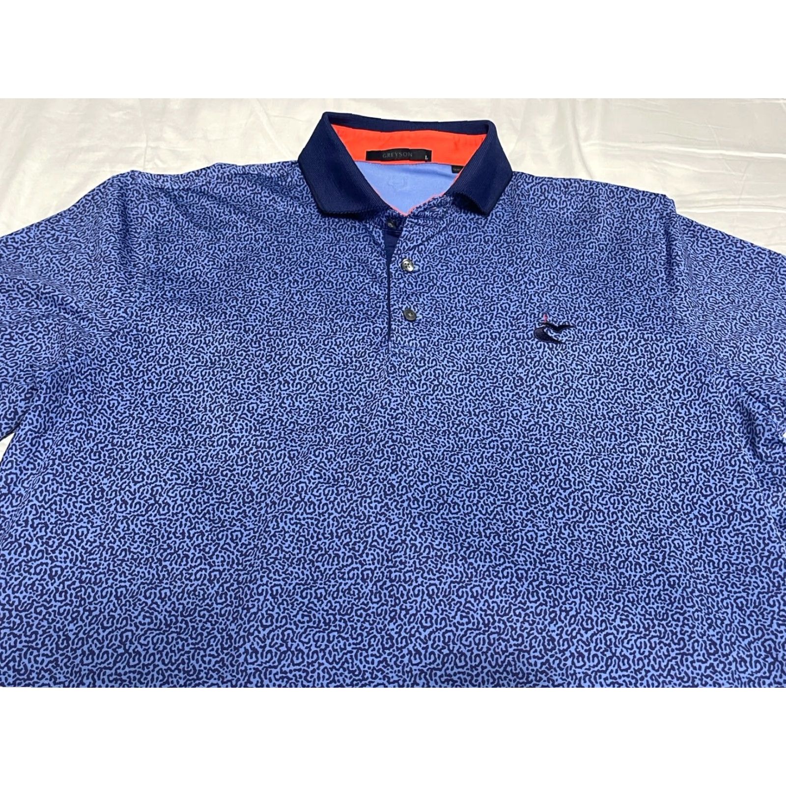 Vintage GREYSON Arctic Blue Polo Shirt Men L White Stretch Polyester Spandex Wolf Logo Sports Golf Tennis Walking Casual Brook Trout 90s Theme Size US L / EU 52-54 / 3 - 4 Thumbnail