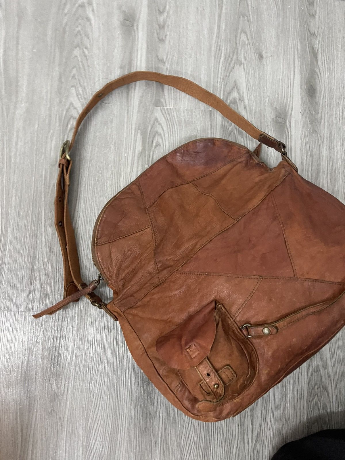 And A × Genuine Leather × Japanese Brand Leather Messenger Crossbody bag Size ONE SIZE - 9 Thumbnail