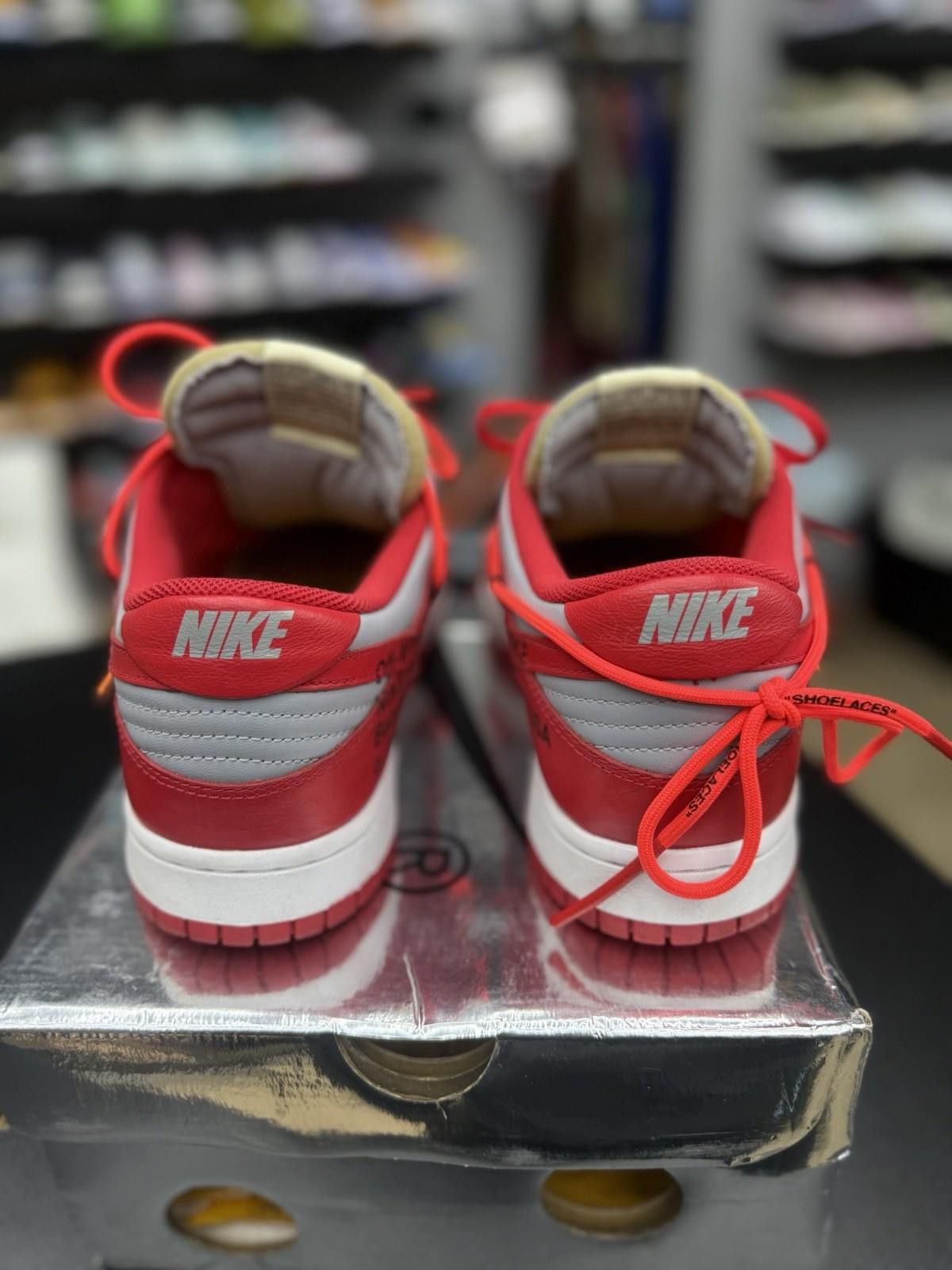 Nike Size 11 - Nike Dunk Low x OFF-WHITE University Red 2019 Size US 11 / EU 44 - 9 Thumbnail