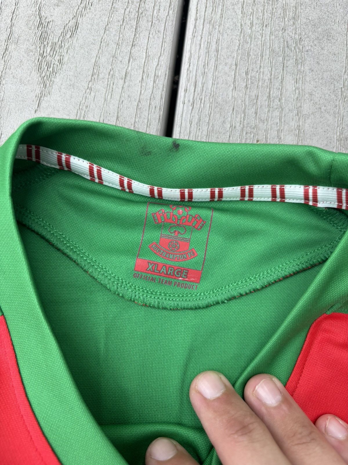 Other 2013 OFFICIAL SOUTH HAMPTON FC JERSEY Size US XL / EU 56 / 4 - 4 Thumbnail
