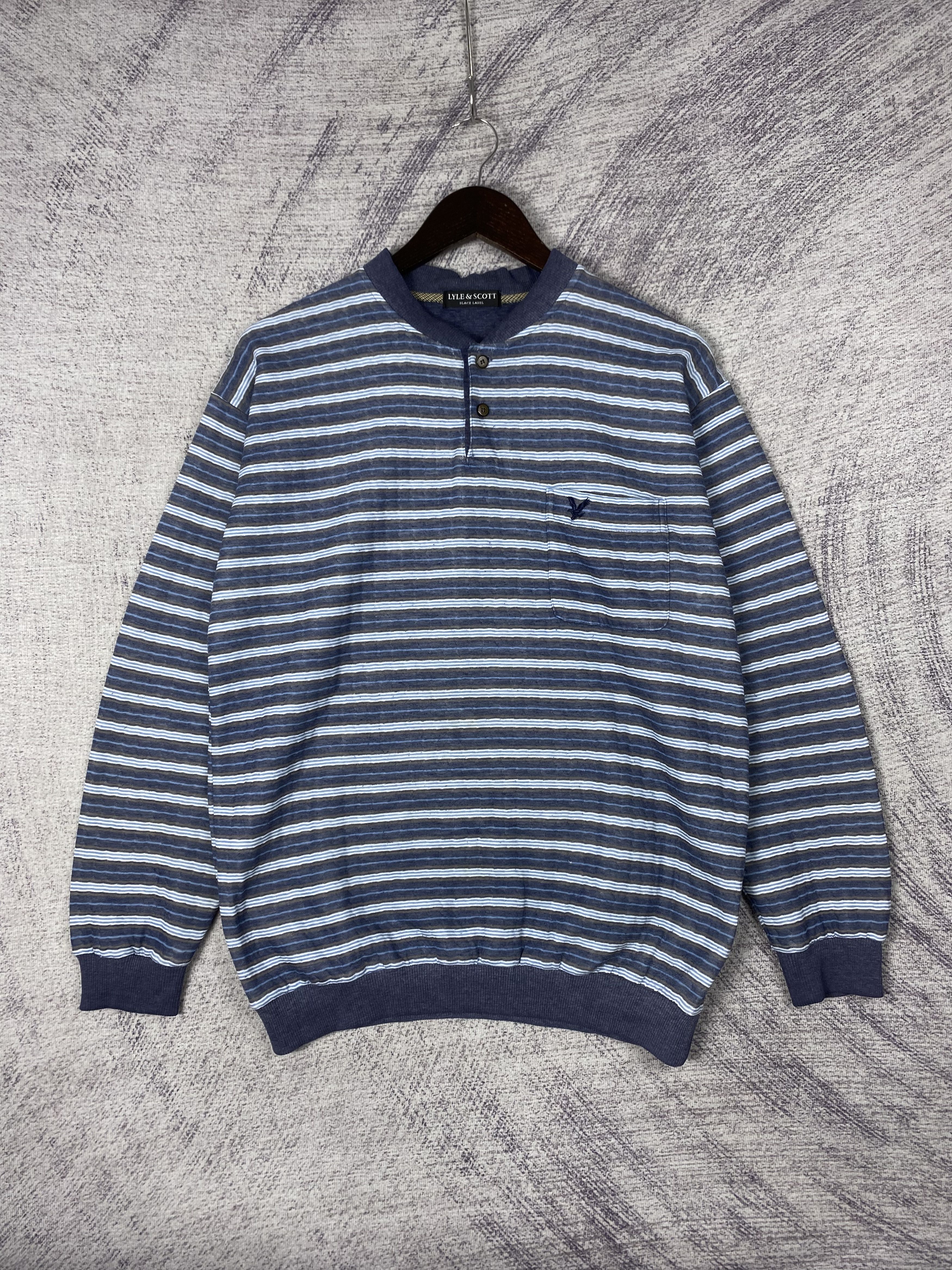 Lyle & Scott Vintage Lyle & Scott Half Button Crewneck Sweatshirts Size M / US 6-8 / IT 42-44 - 1 Thumbnail