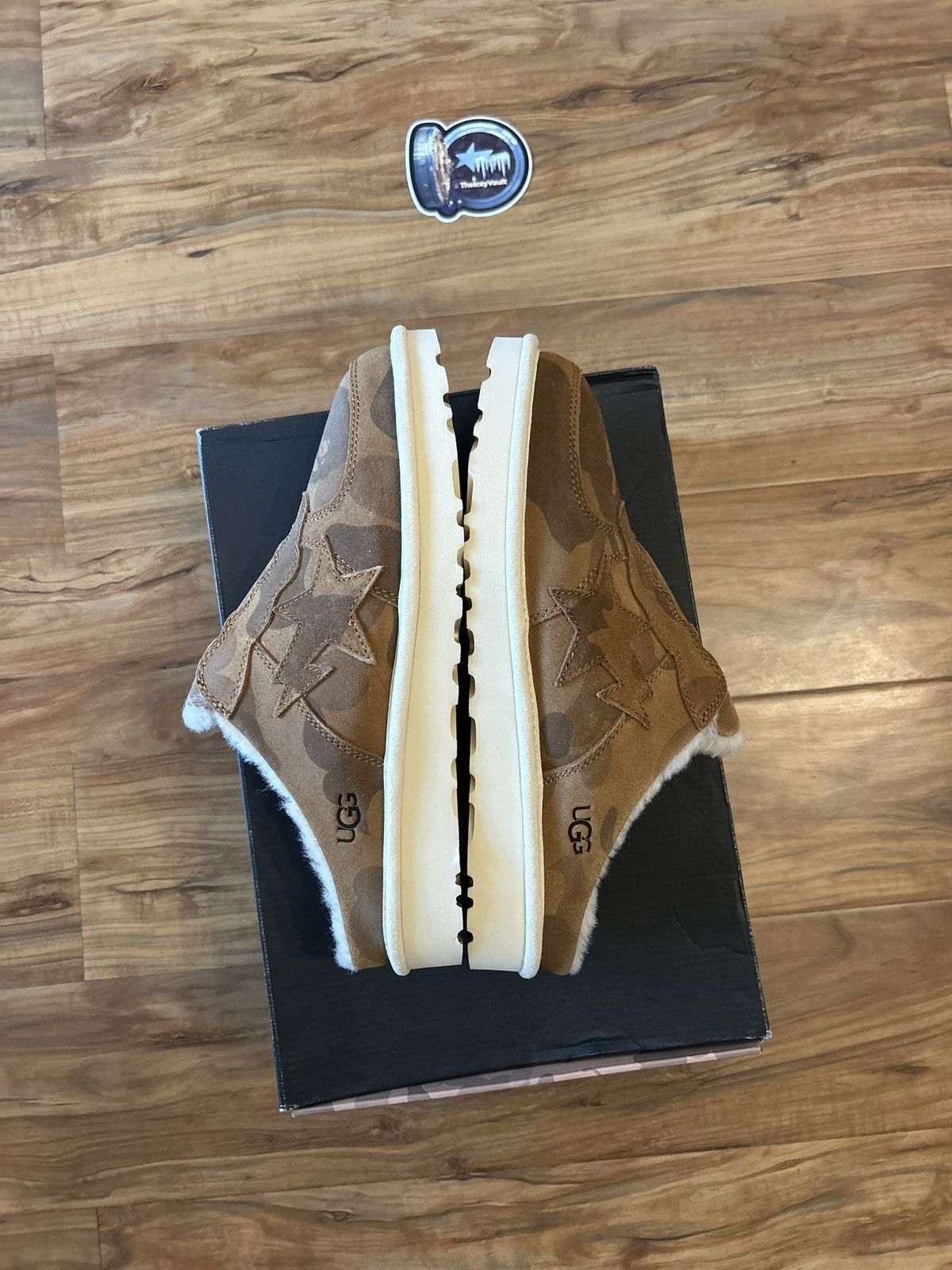 Bape × Ugg NEW Bape x Uggs Tasmans Clogs Size US 8 / EU 41 - 11 Thumbnail