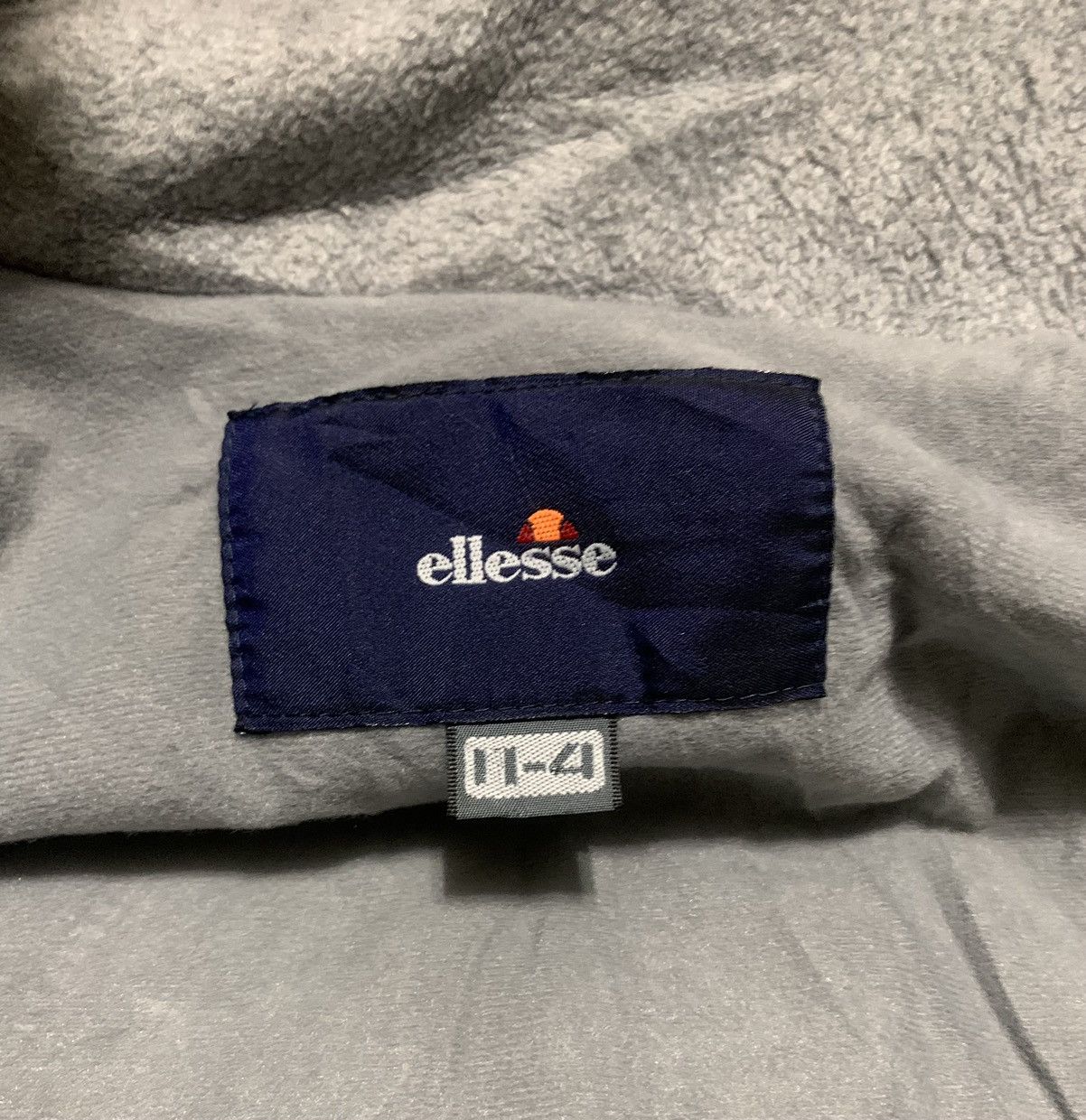 Ellesse Vintage Ellesse Skiwear Fur Hoodie Jacket Size US L / EU 52-54 / 3 - 5 Thumbnail