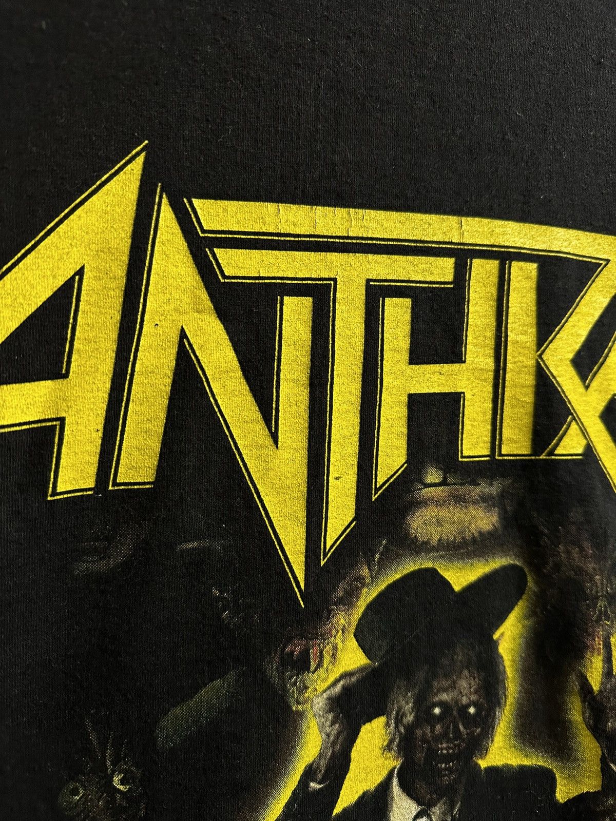 Band Tees Rare Vintage T-Shirt ANTHRAX 2013 AMONG THE LIVING DEAD Size US L / EU 52-54 / 3 - 5 Thumbnail