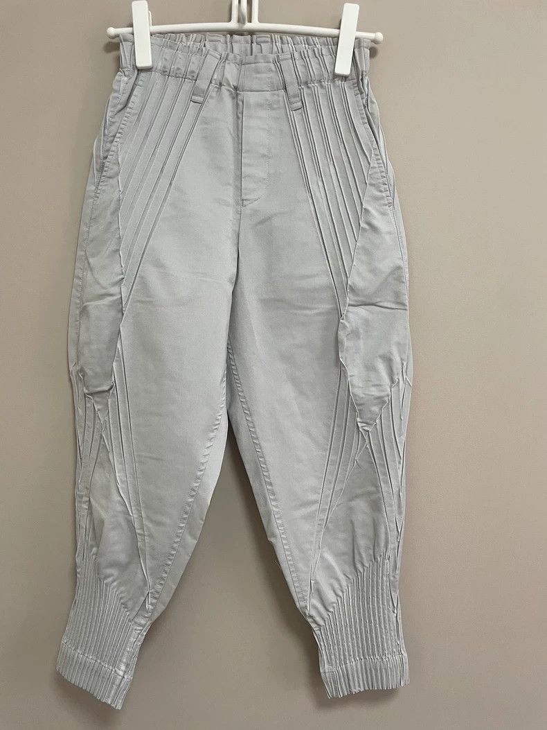 Issey Miyake Issey Miyake Light grey Harem pants Size 42" / US 20 - 1 Thumbnail