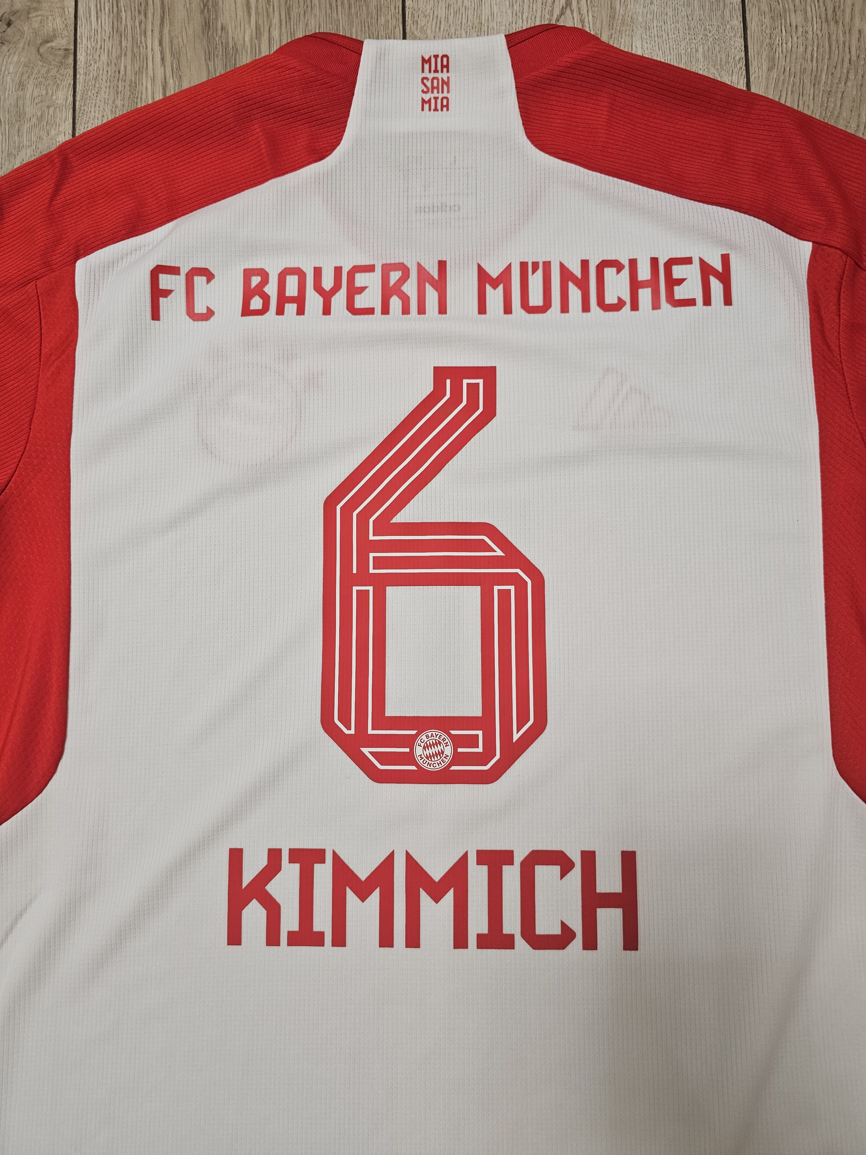 Adidas BAYERN MUNICH 2023 2024 HOME KIMMICH FOOTBALL SOCCER JERSEY Size US L / EU 52-54 / 3 - 5 Thumbnail
