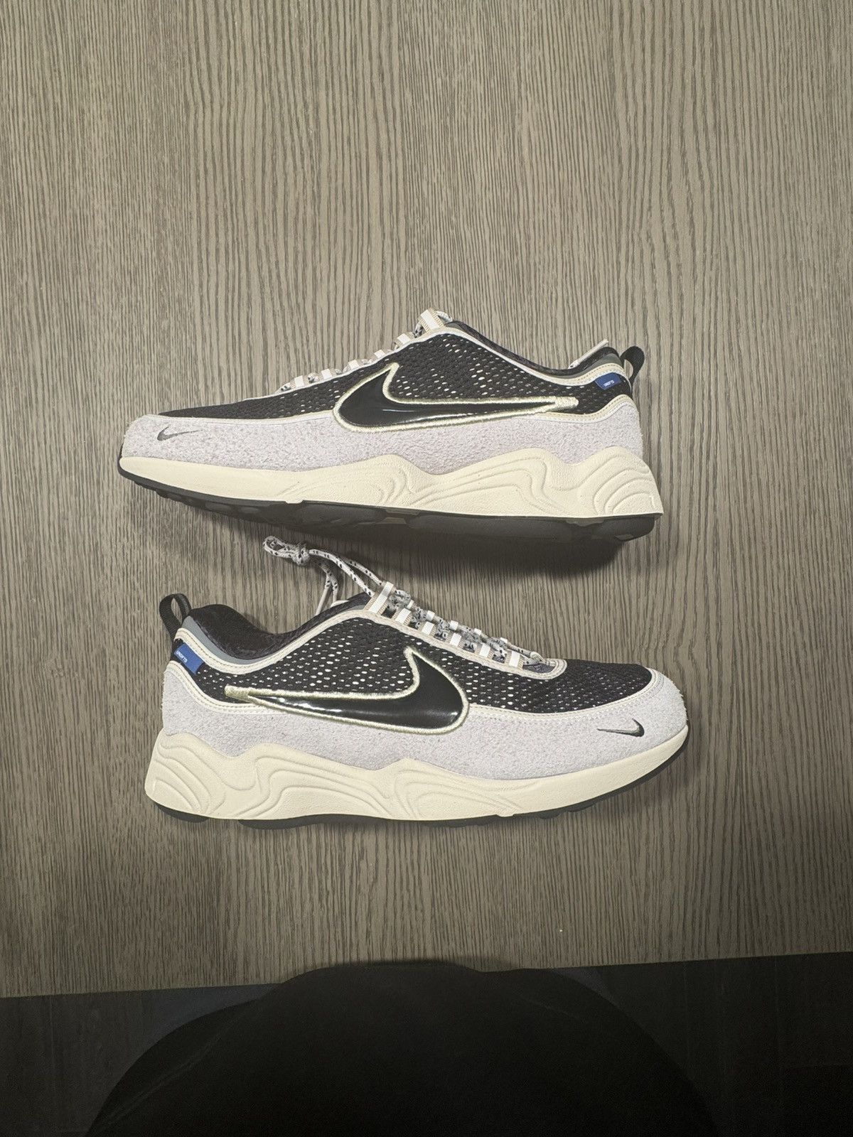 Nike × Undefeated Nike x Undefeated Spiridon Phantom Size US 11.5 / EU 44-45 - 1 Thumbnail