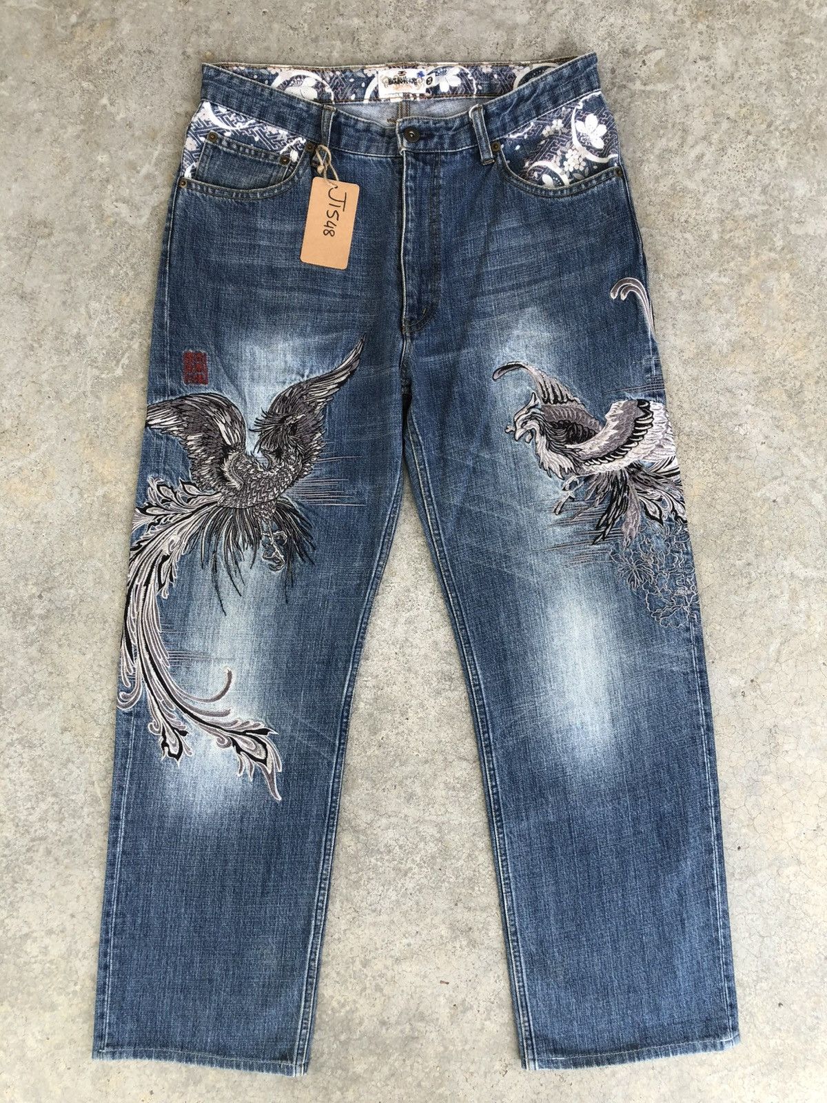 Karakuri Tamashii Karakuri Tamashii Embroidered Jeans Distressed Denim Size US 33 - 1 Thumbnail