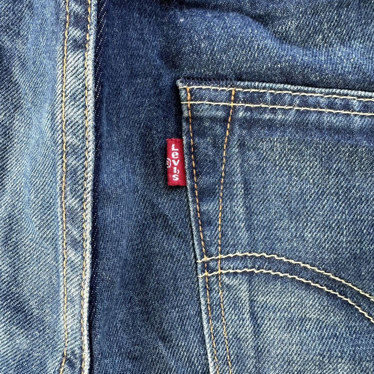 Levi's Vintage Levi’s 501 Faded Button Zip Denim Jean Pants Size US 31 - 15 Thumbnail