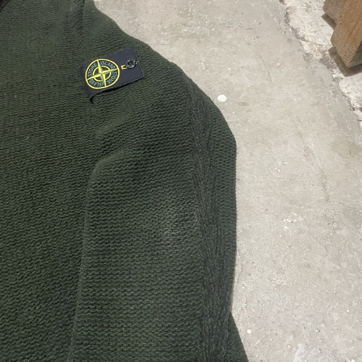 Stone Island Vintage stone island sweater crewneck Size US L / EU 52-54 / 3 - 5 Thumbnail