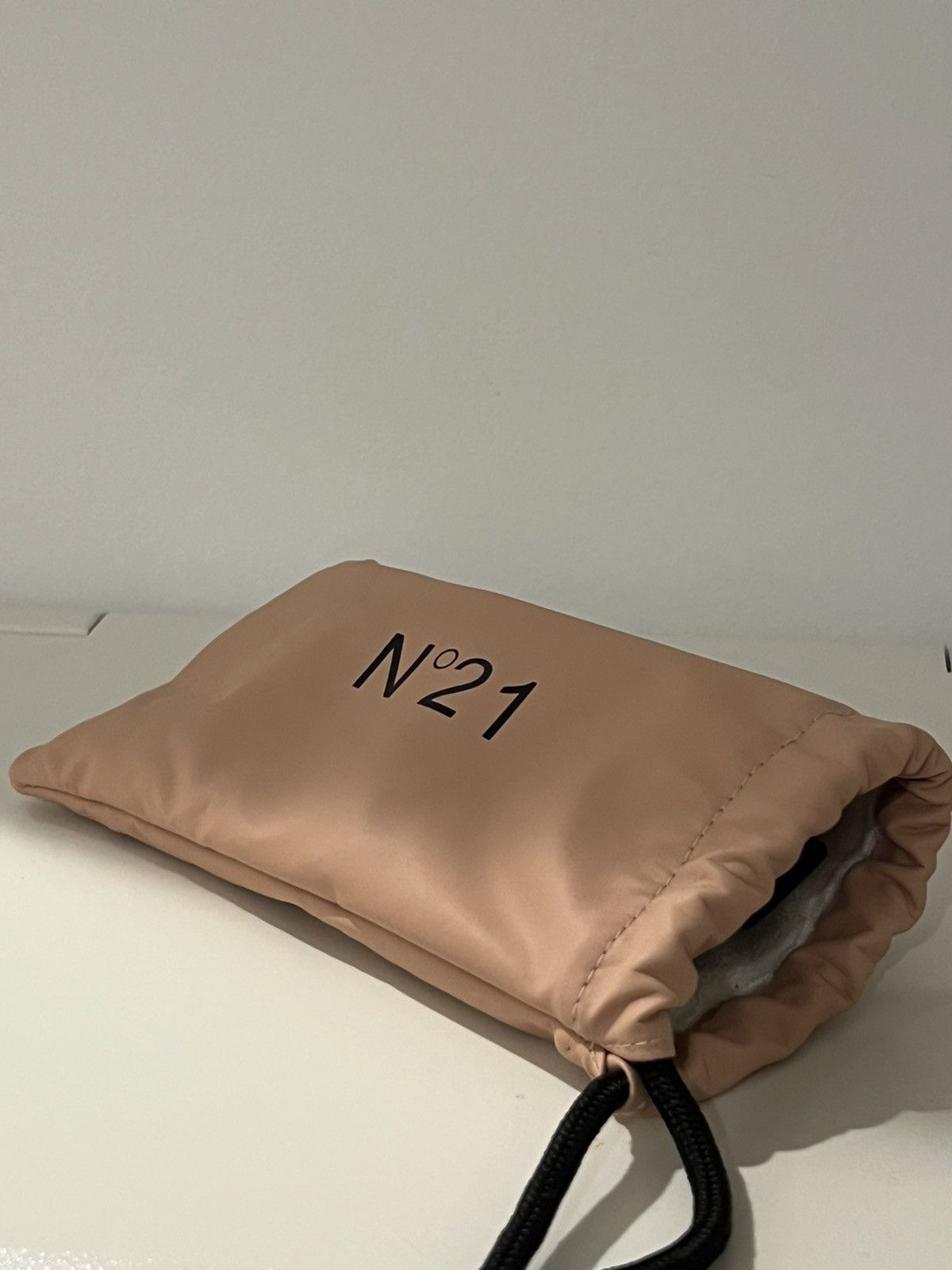 No. 21 No. 21 Black Sunglasses Size ONE SIZE - 6 Thumbnail