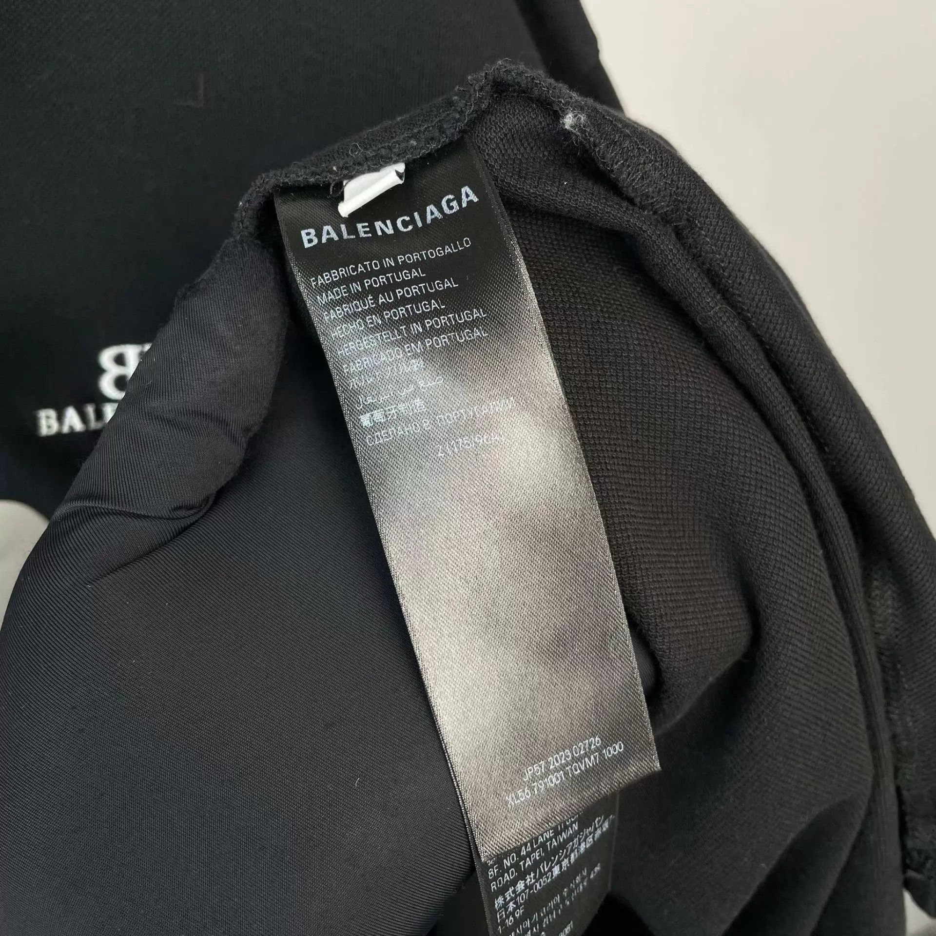 Balenciaga Balenciaga BB Embroidered Oversized Polo 95 New Size US M / EU 48-50 / 2 - 5 Thumbnail