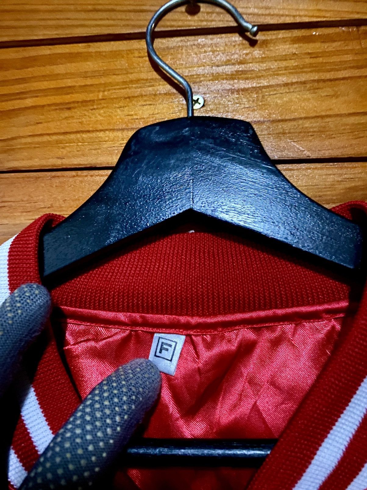 Budweiser Vintage Budweiser “King of Beers” Red Satin Bomber Jacket Size US L / EU 52-54 / 3 - 8 Thumbnail
