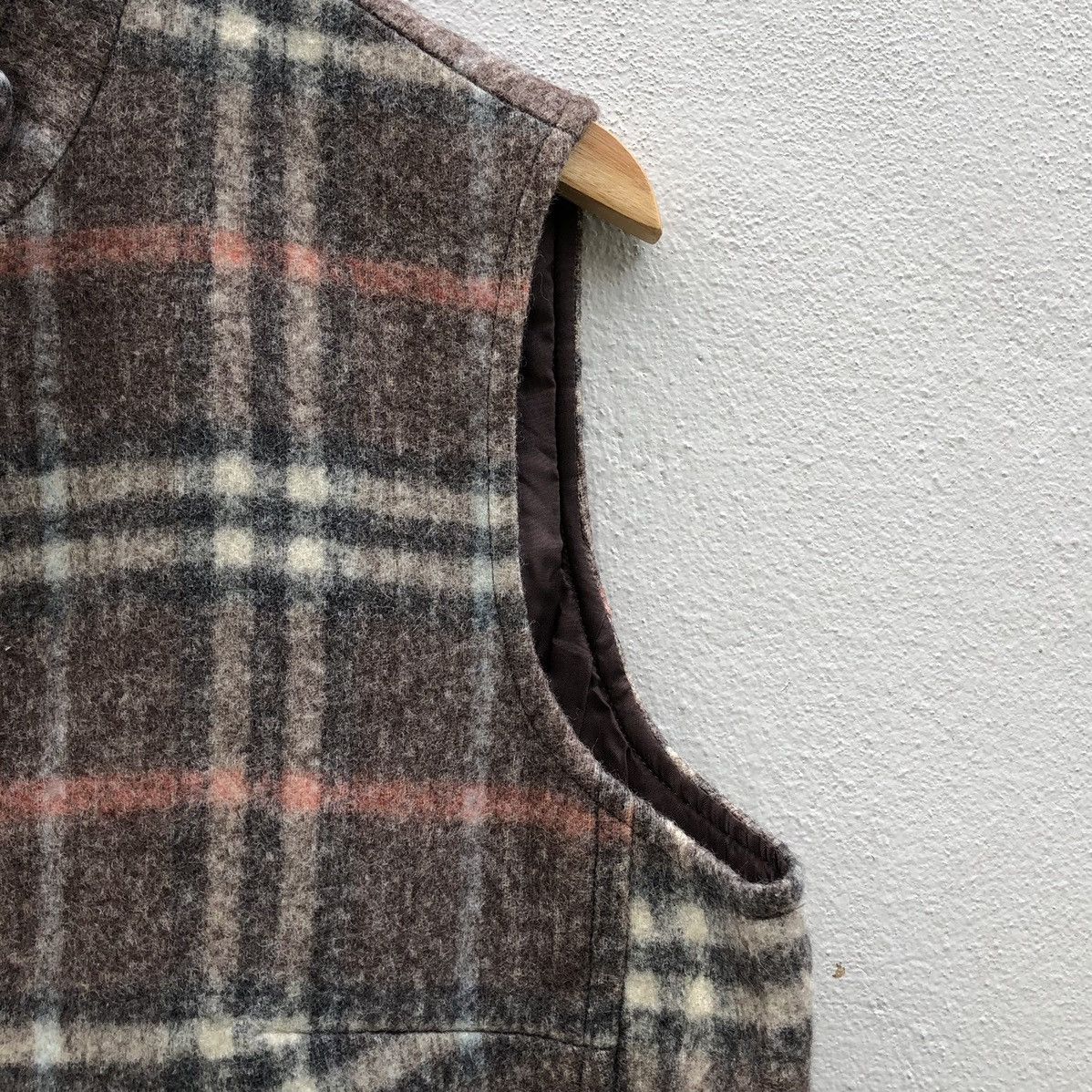 Burberry Burberry London Checked Novacheck Vest Wool Jacket Size M / US 6-8 / IT 42-44 - 8 Thumbnail