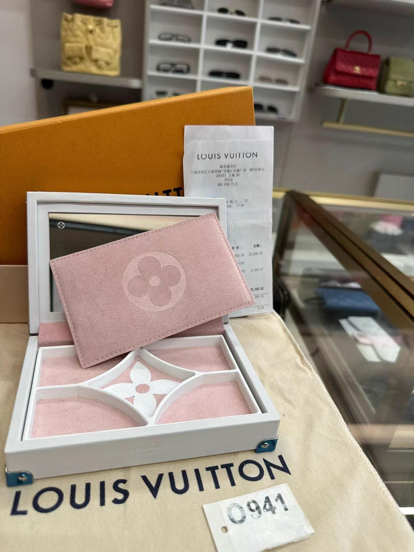 Louis Vuitton LV Jewelry Box Almost New Full Set Unused Size ONE SIZE - 3 Thumbnail