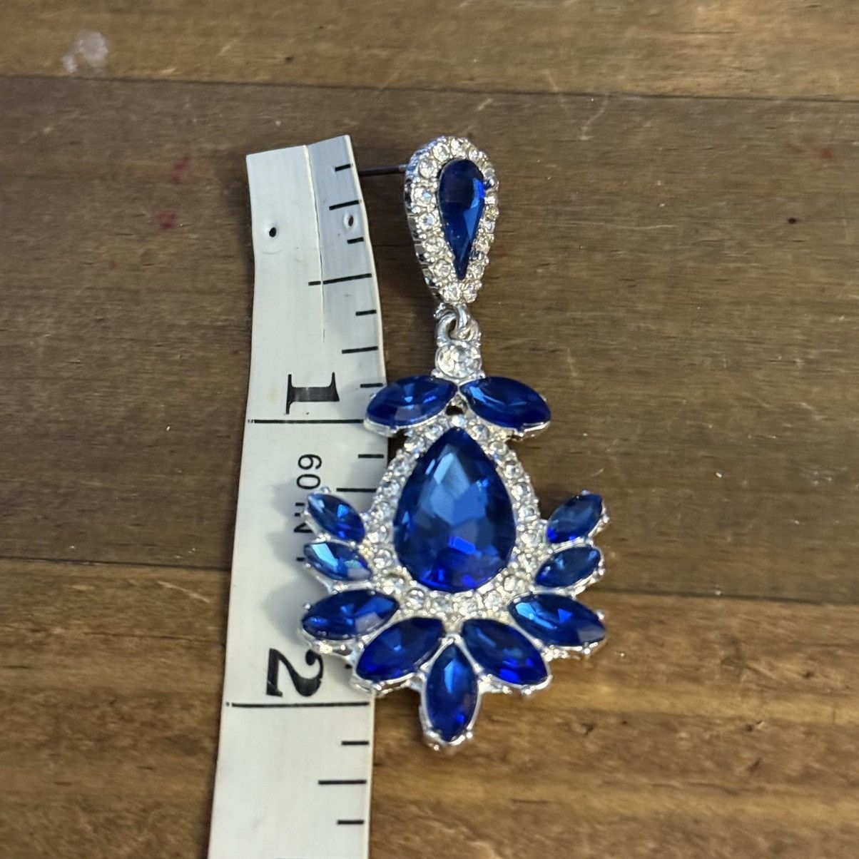 Other Silver tone blue rhinestone chandelier earrings Size ONE SIZE - 2 Thumbnail