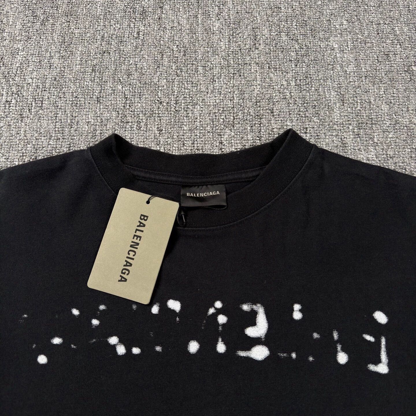 Balenciaga Balenciaga Faded Logo Black S T-shirt Near New Size US S / EU 44-46 / 1 - 3 Thumbnail