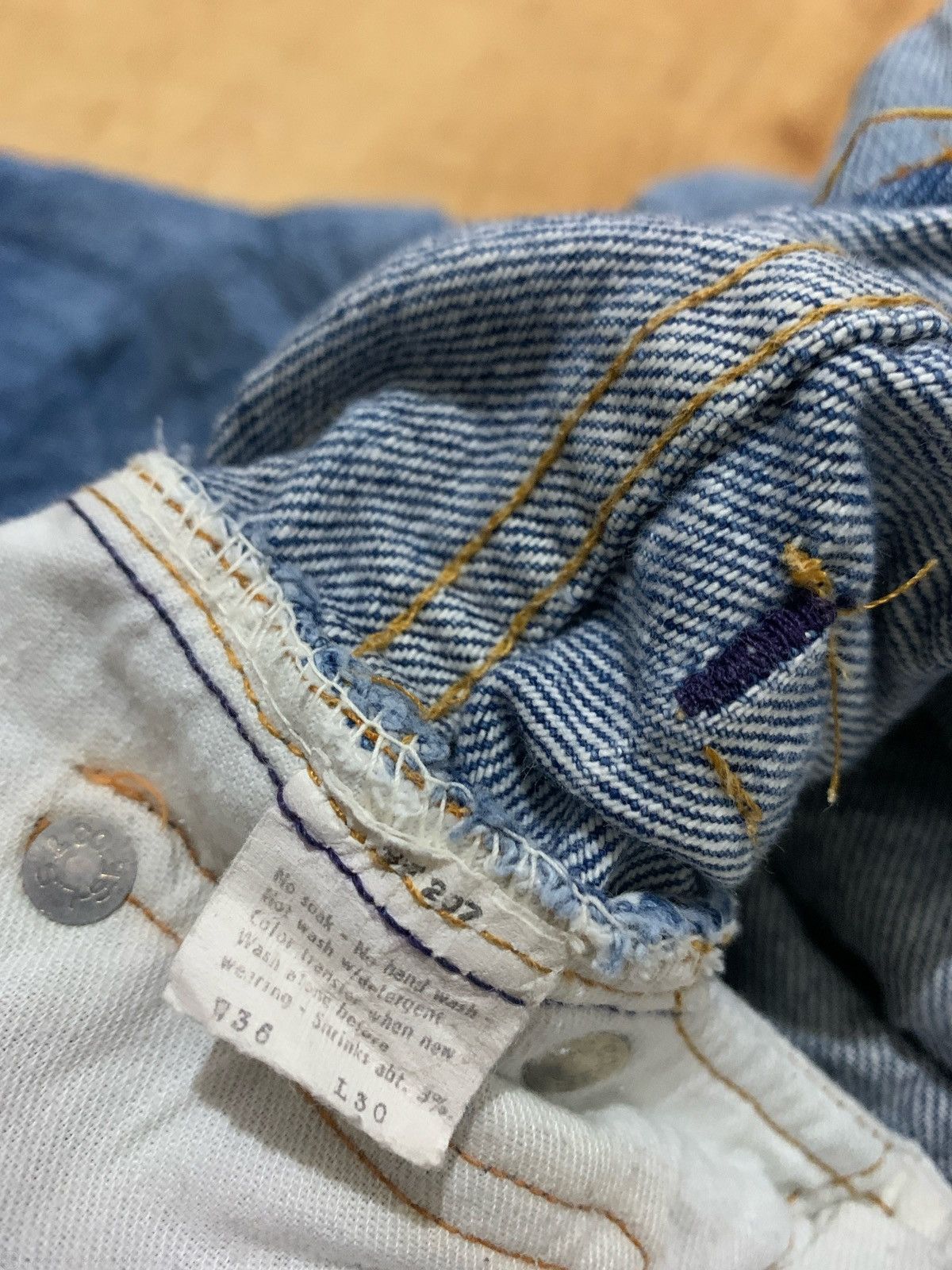 Japanese Brand × Levi's × Vintage Vintage Levi's top Button 16 Denim jeans Size US 34 / EU 50 - 6 Thumbnail