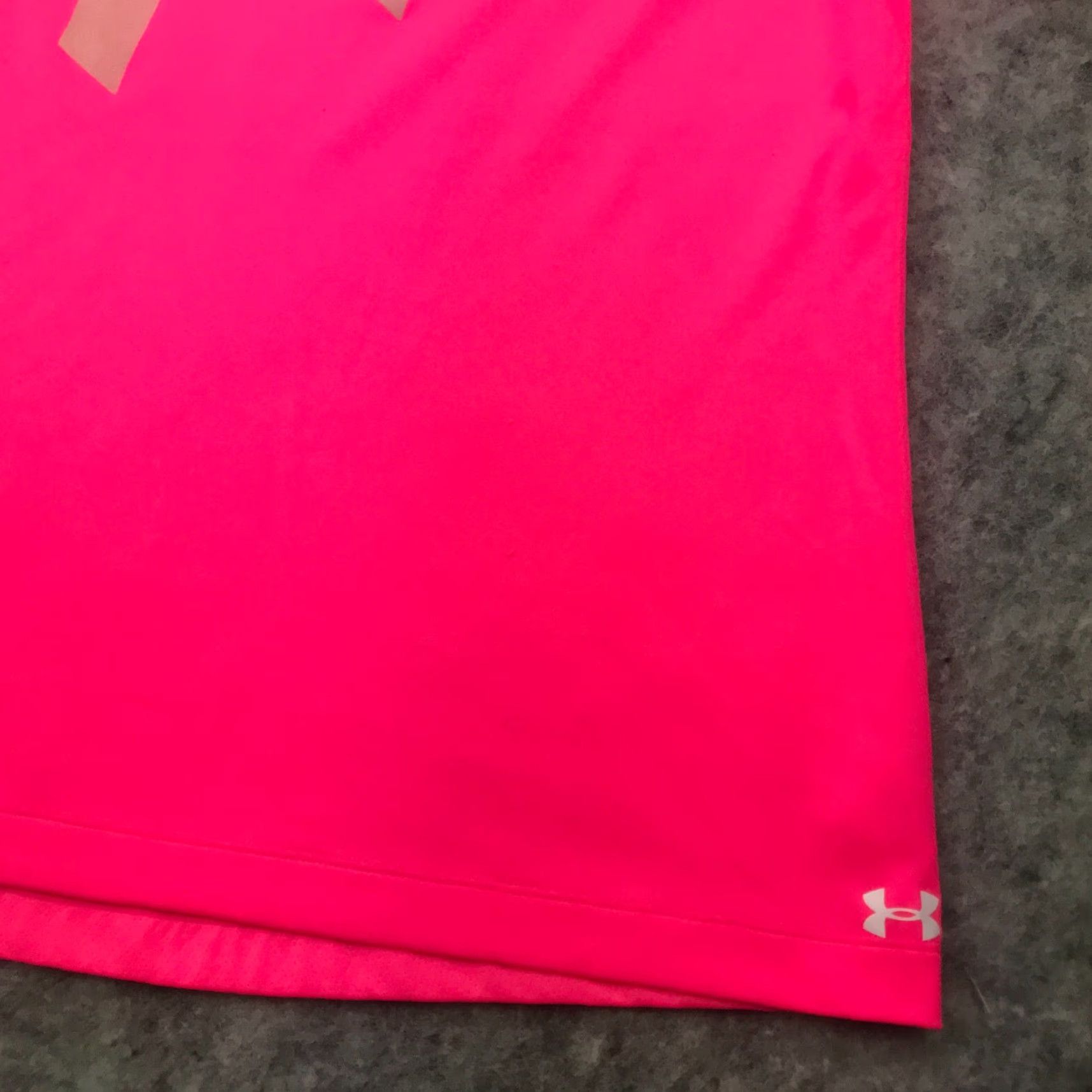 Under Armour Under Armour Womens HeatGear Shirt Top L Pink Breast Cancer Awareness Size L / US 10 / IT 46 - 2 Thumbnail