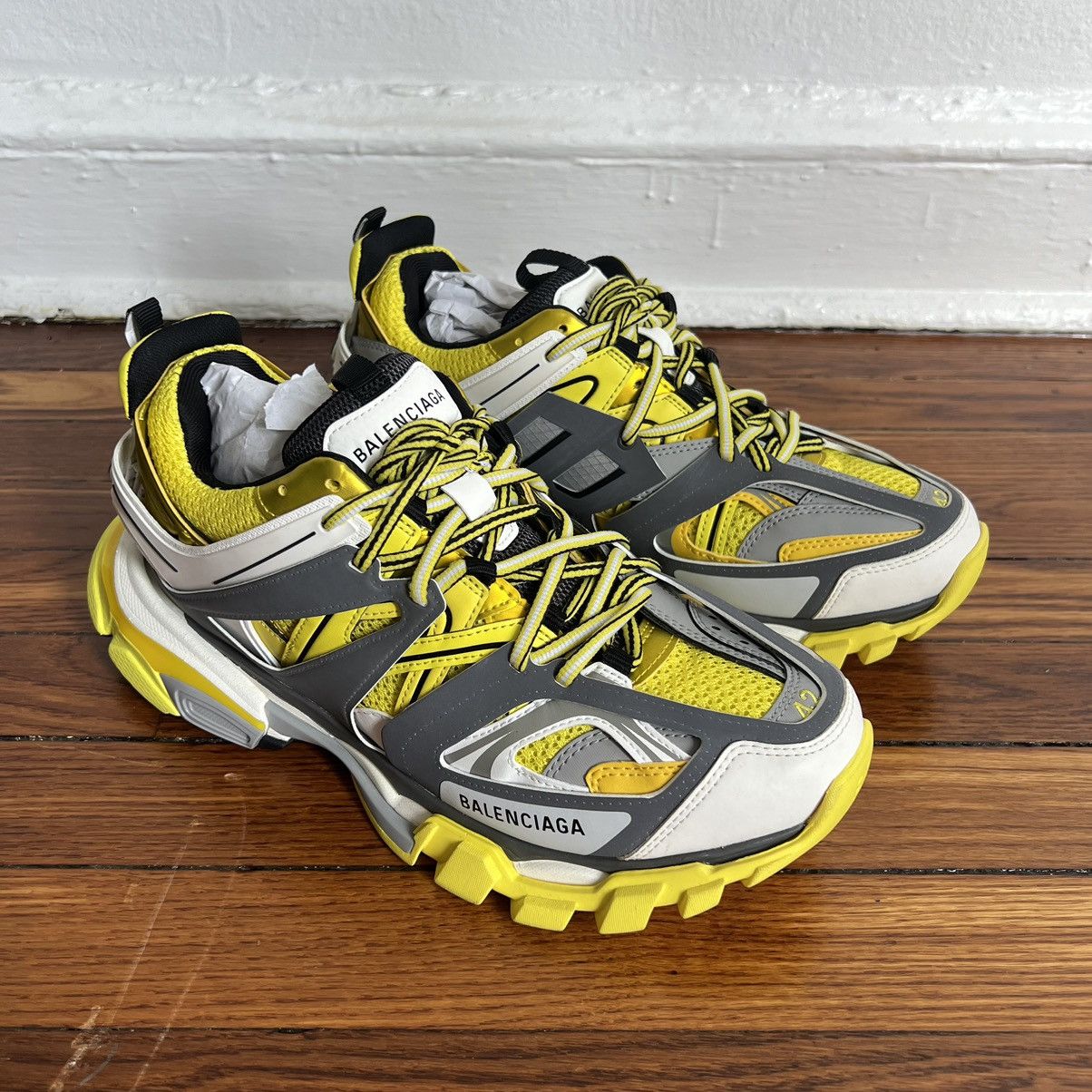 Balenciaga Balenciaga Track Runner Sneakers Size US 9 / EU 42 - 1 Thumbnail