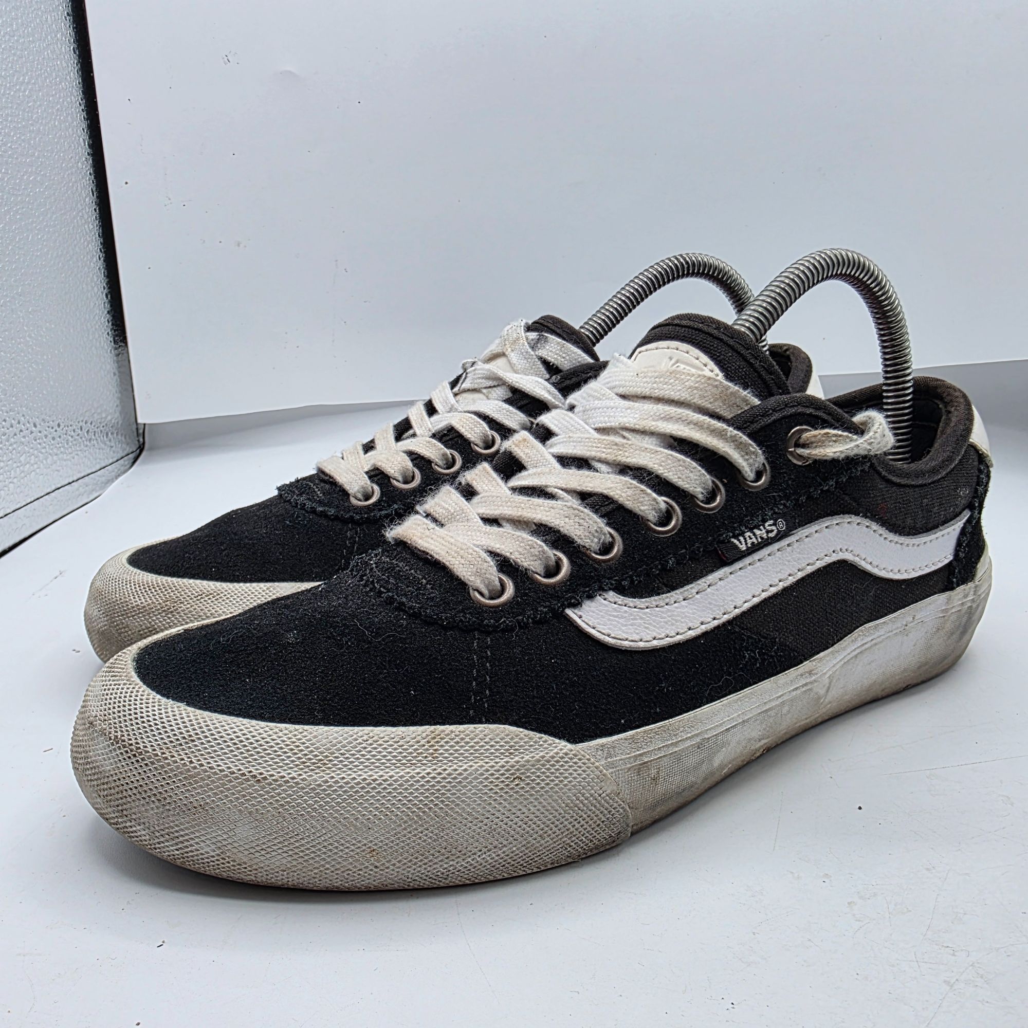 Vans Vans Chima Ferguson Pro Mens Size 7.5 Black White Sneaker Sh Size US 7.5 / EU 40-41 - 4 Thumbnail