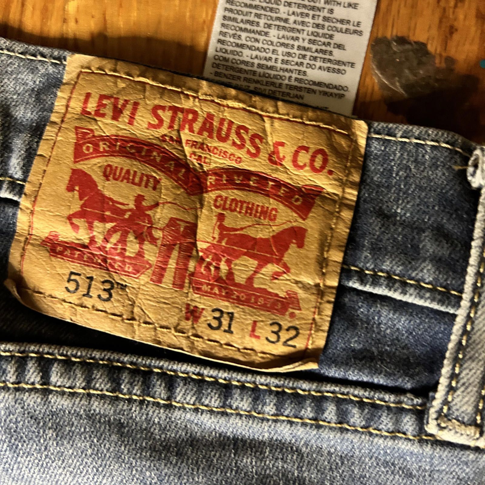 Levi's Classic Men's Denim Levis 513 Jeans - The Perfect Look Size US 31 - 4 Thumbnail