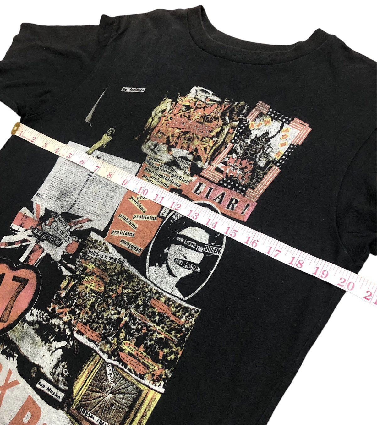 Band Tees Sex Pistols x Uniqlo Full Print Size US S / EU 44-46 / 1 - 18 Thumbnail