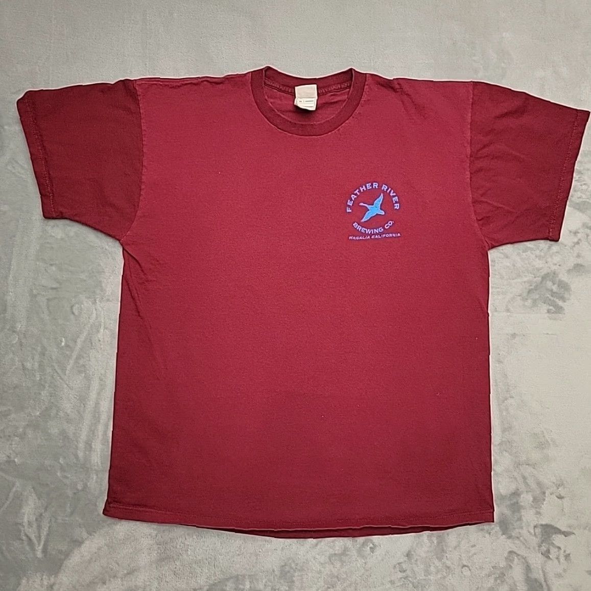 Fruit Of The Loom VINTAGE Feather River Brewing Shirt Mens XL Honey Ale Magalia California Logo Beer TEE Size US XL / EU 56 / 4 - 3 Thumbnail