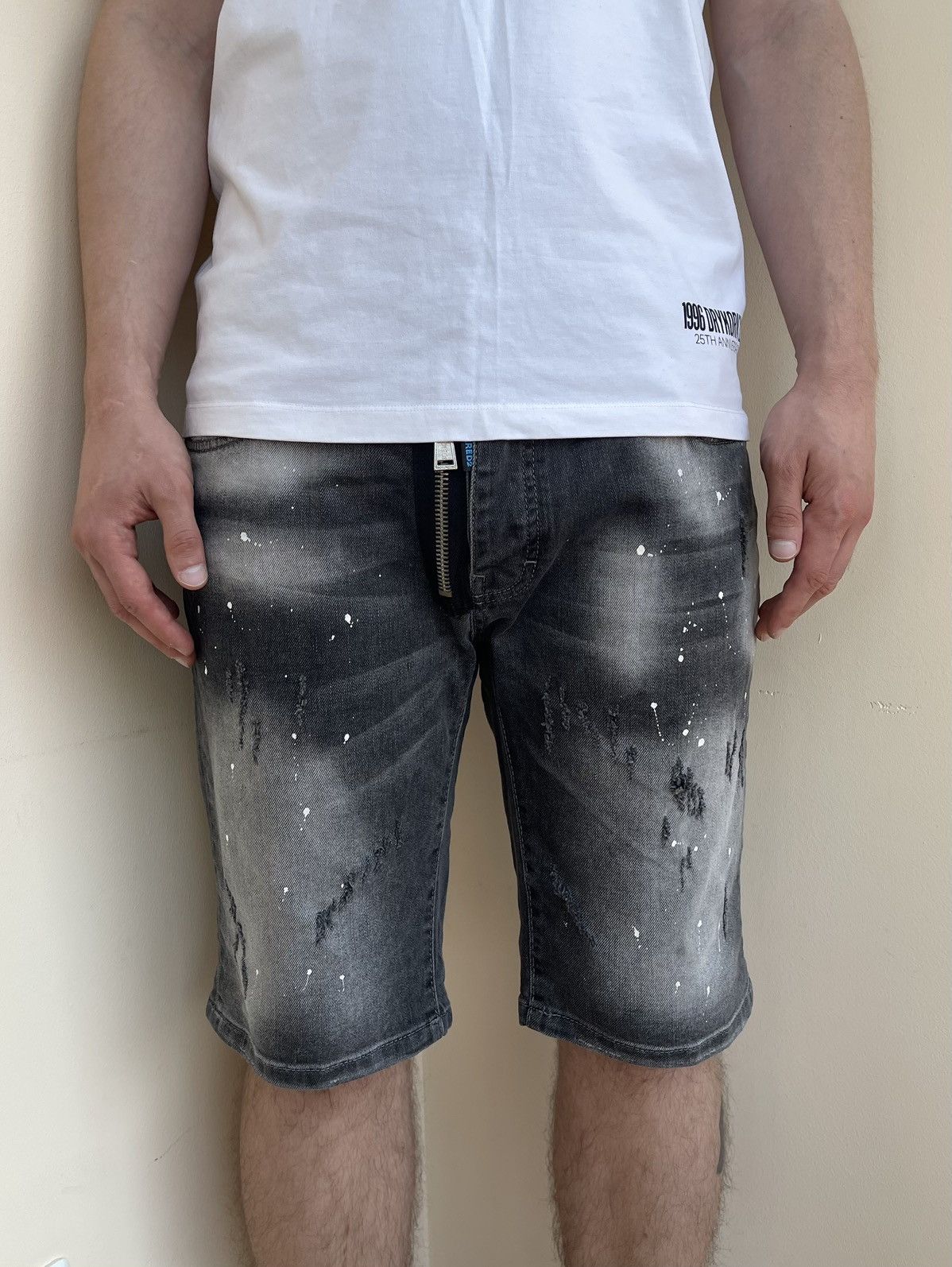 Dsquared2 Dsquared2 Distressed Washed Denim Paint-Splattered Shorts 50 Size US 34 / EU 50 - 6 Thumbnail
