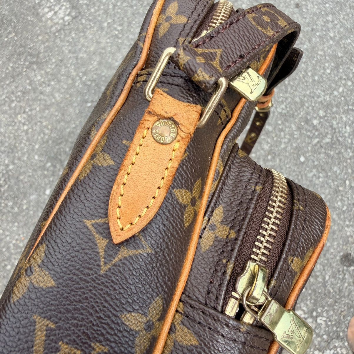 Louis Vuitton Louis Vuitton Amazon Monogram Slingbag Size ONE SIZE - 10 Thumbnail