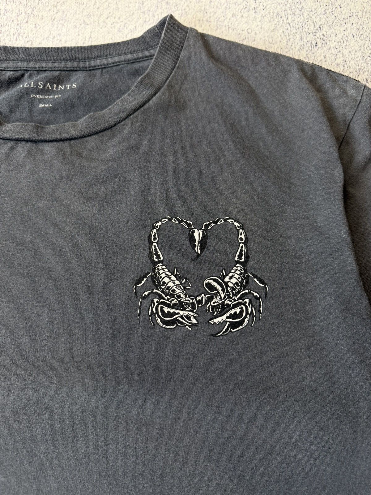 Allsaints Mens Allsaints Oversize T Shirt Big Scorpion Size US S / EU 44-46 / 1 - 6 Thumbnail