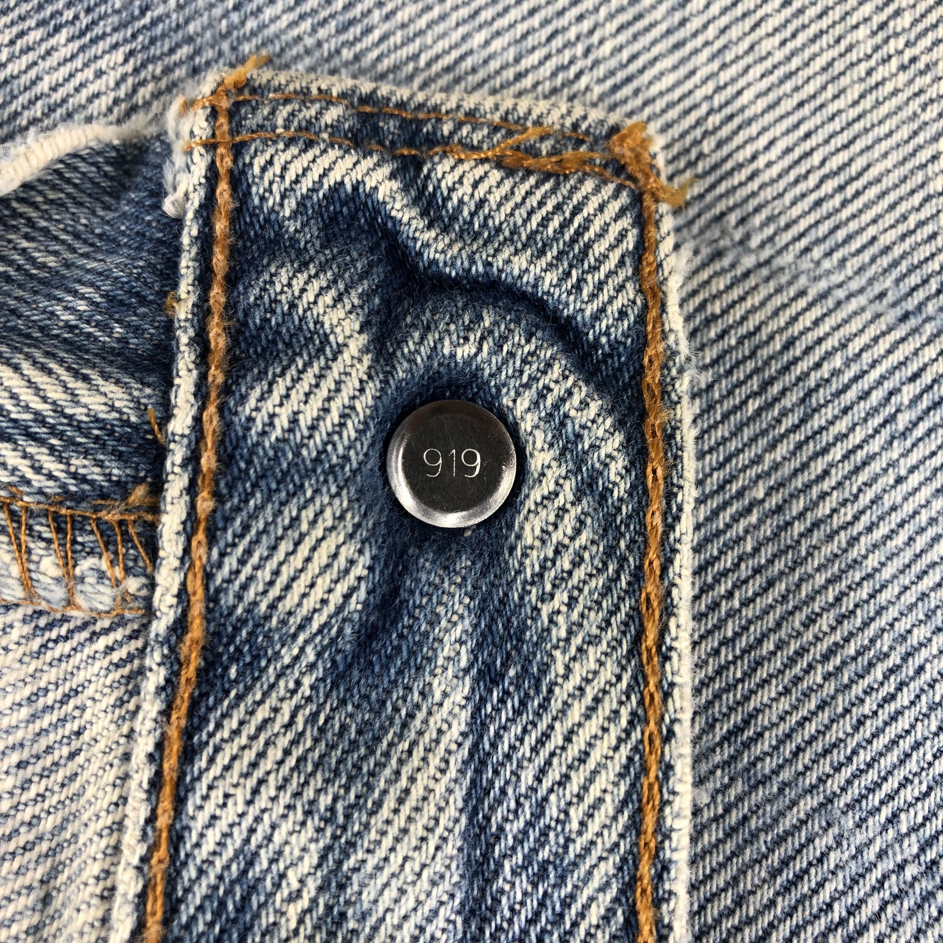 Levi's 90s Vintage Light Wash Levis 505 Jeans-J1628 Size US 40 / EU 56 - 10 Thumbnail