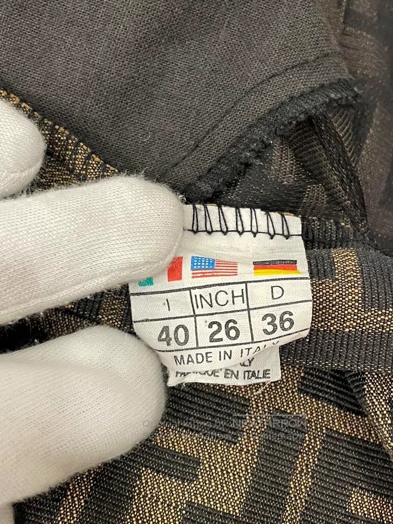 Fendi Fendi Full Print Monogram Nylon Casual Pants Size 26" / US 2 / IT 38 - 8 Thumbnail