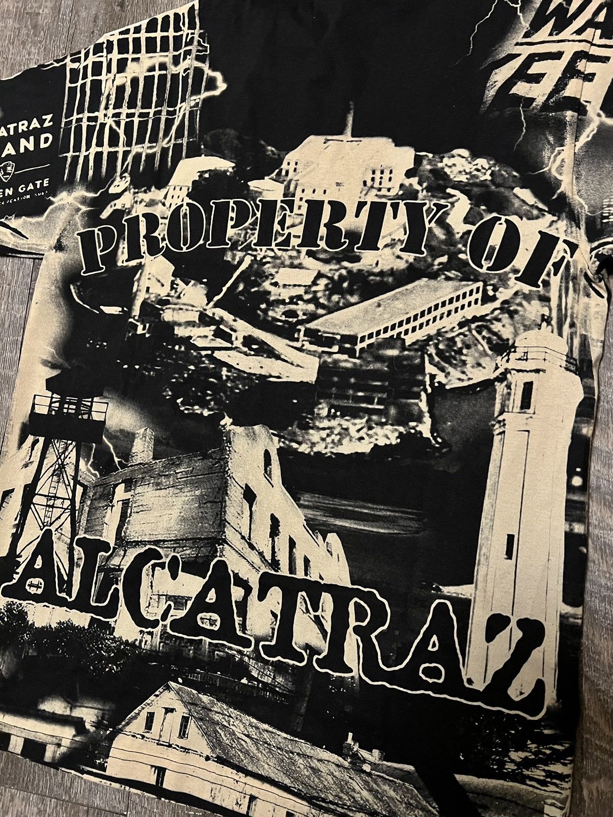 Vintage Vintage Alcatraz Lightning AOP Shirt size Small Size US S / EU 44-46 / 1 - 4 Thumbnail