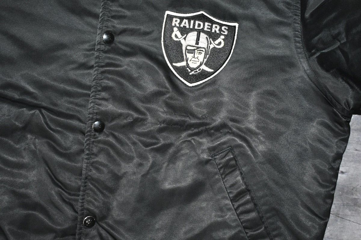 NFL × Starter × Vintage Vintage 90s Oakland Raiders NFL Starter Jacket (L) Size US L / EU 52-54 / 3 - 8 Thumbnail